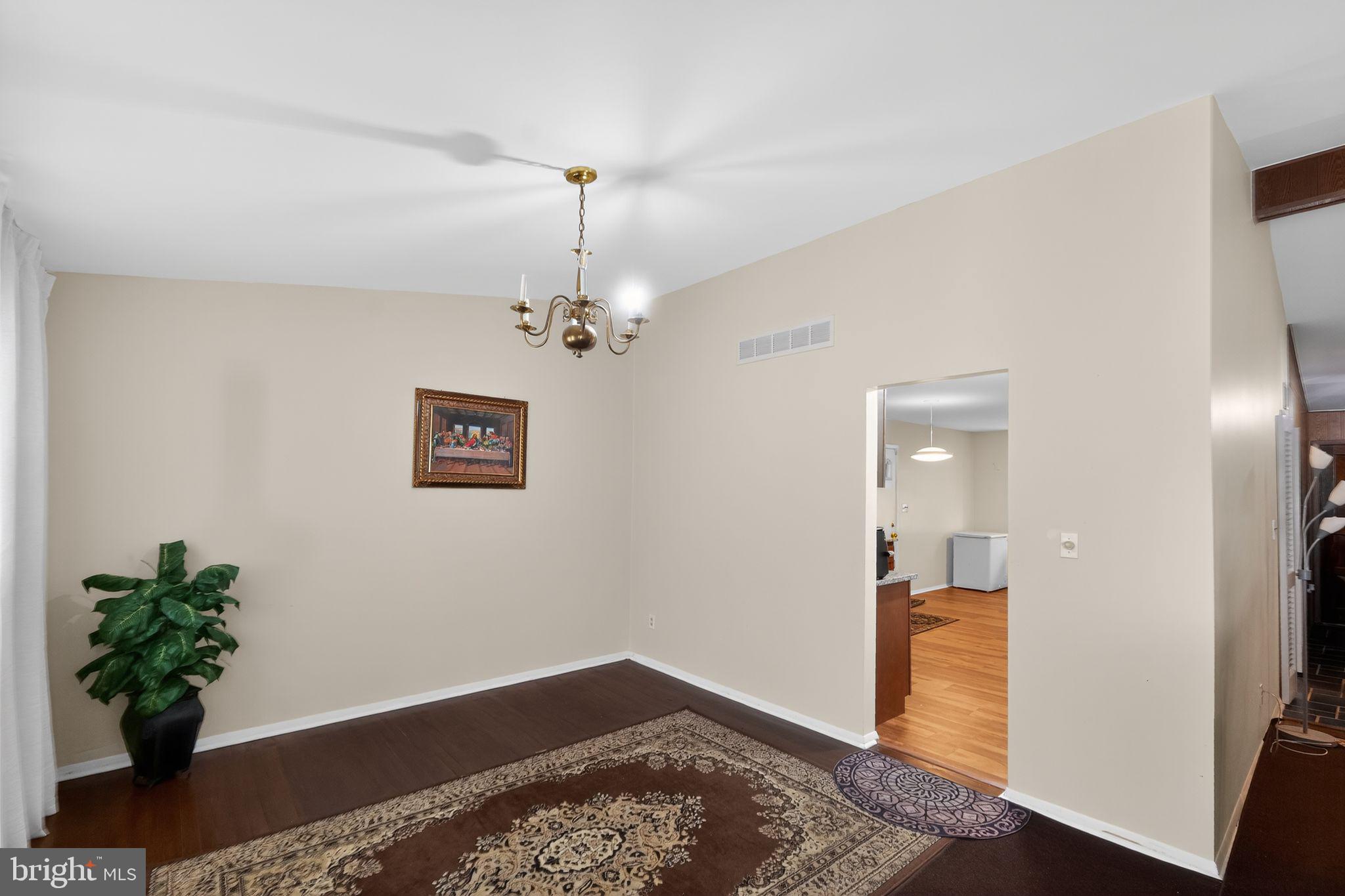 RANDALLSTOWN - Residential