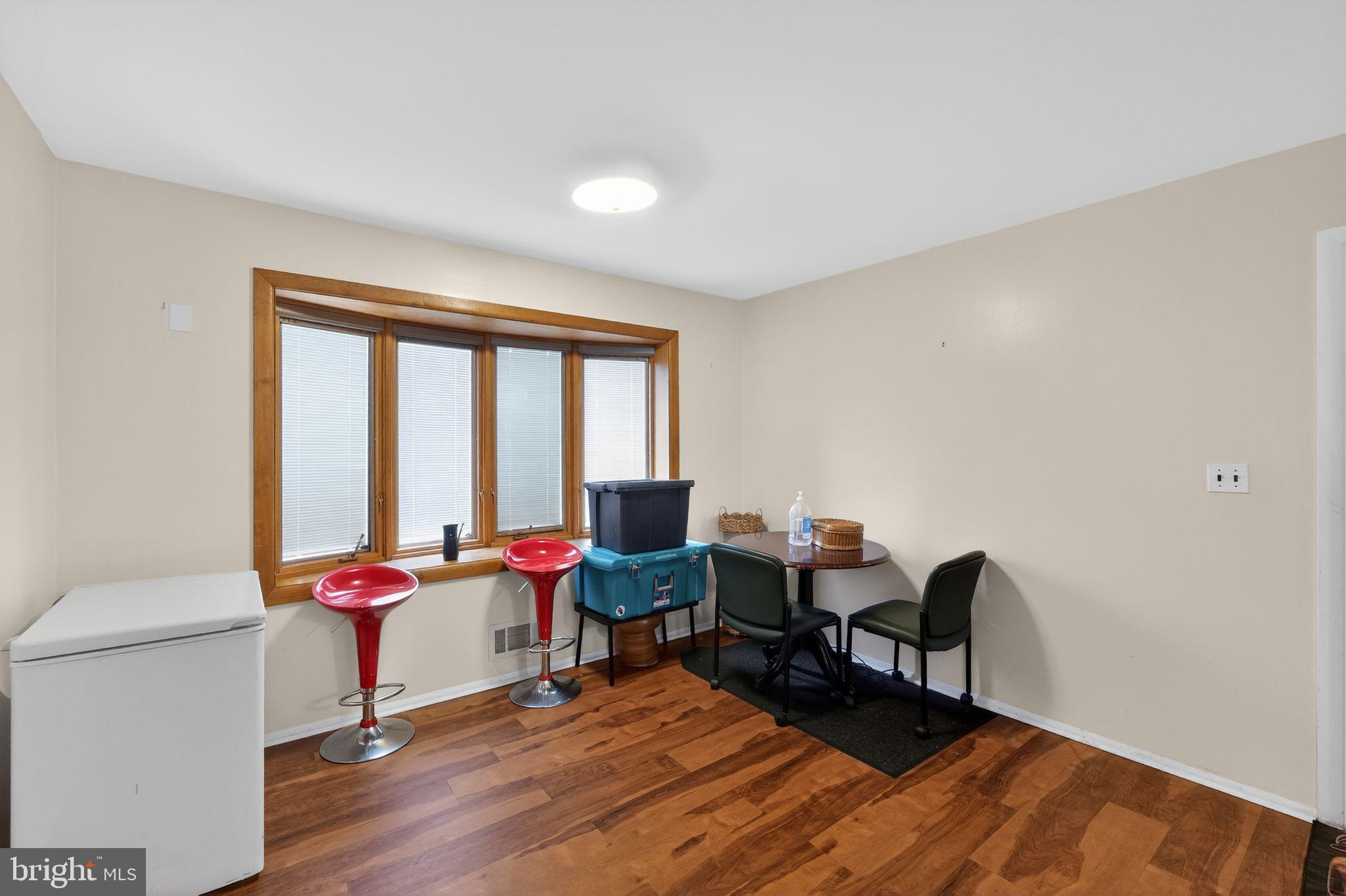 RANDALLSTOWN - Residential