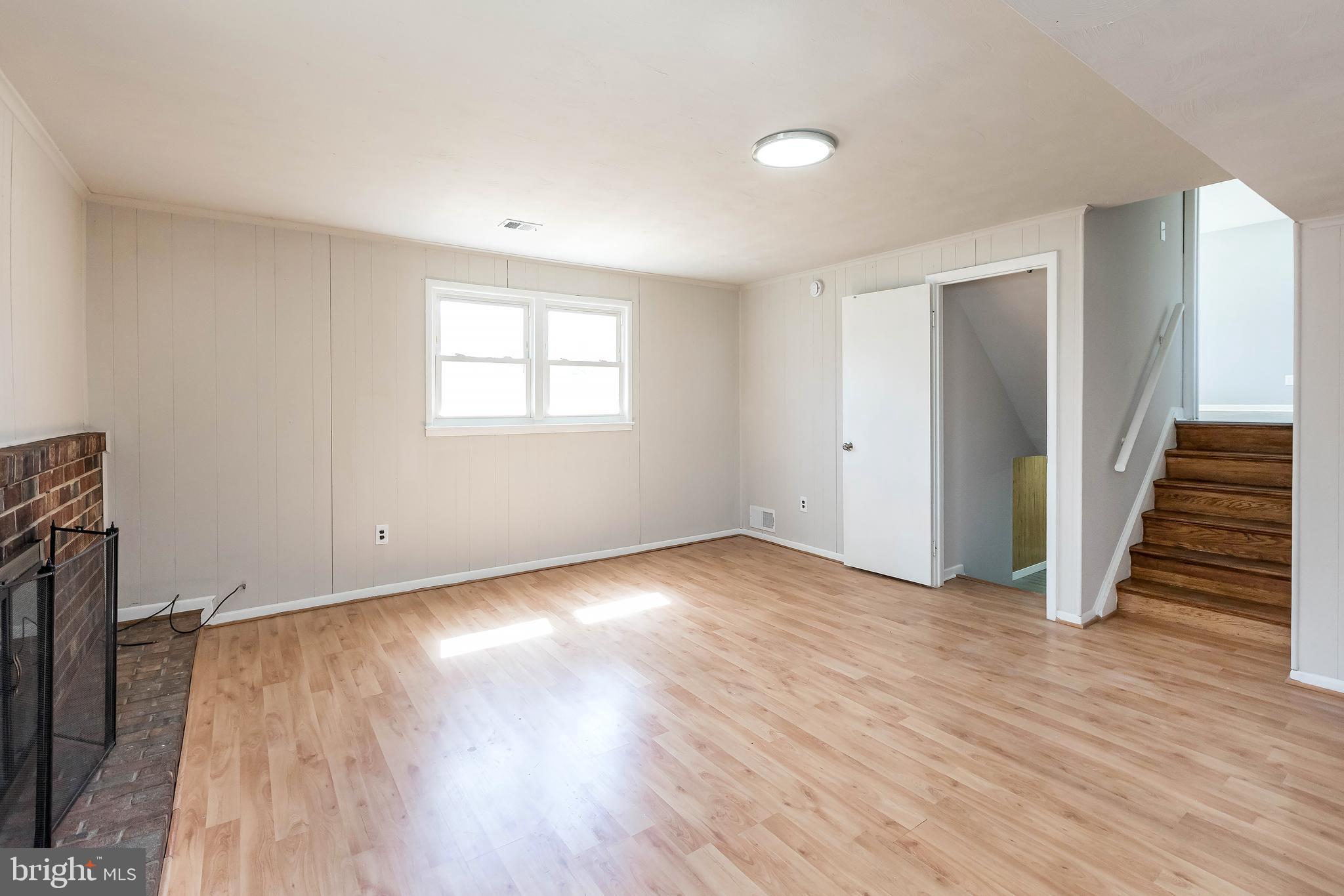 ROCK CREEK MANOR - Residential