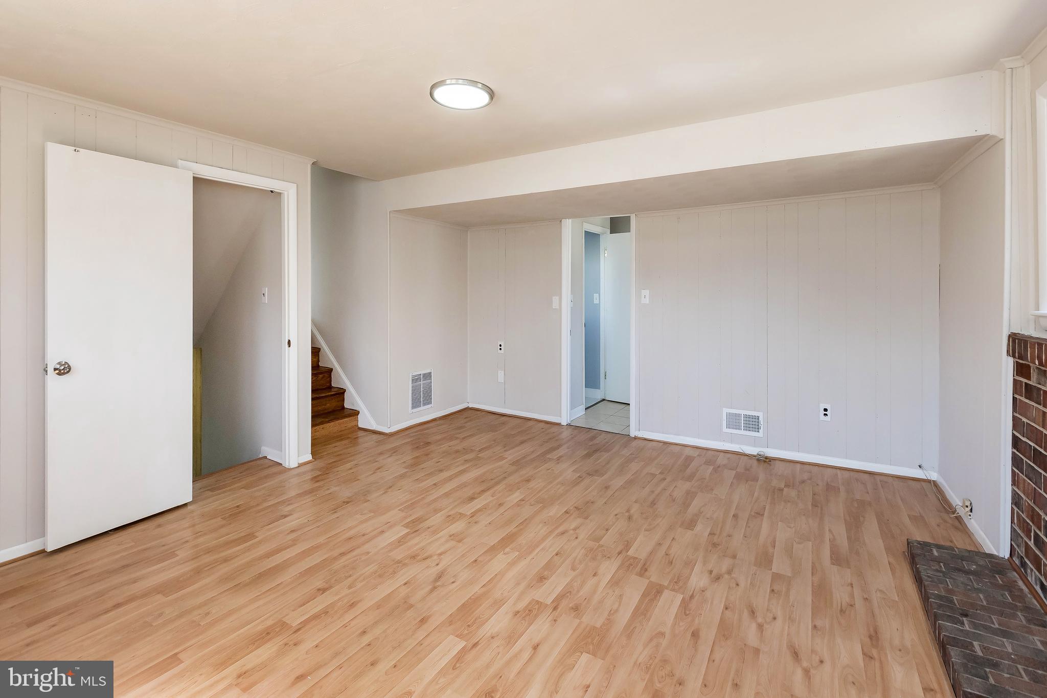 ROCK CREEK MANOR - Residential