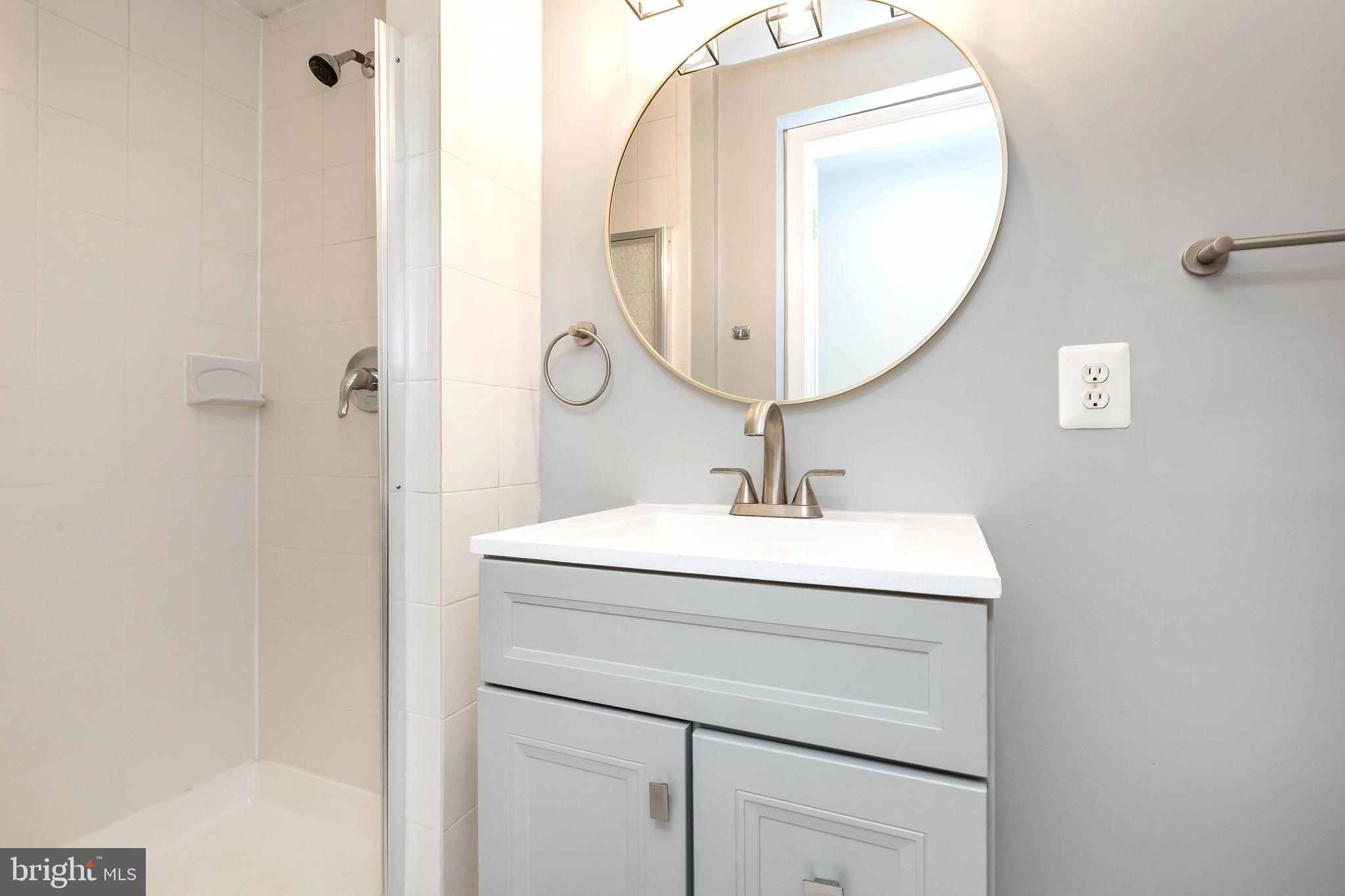 ROCK CREEK MANOR - Residential