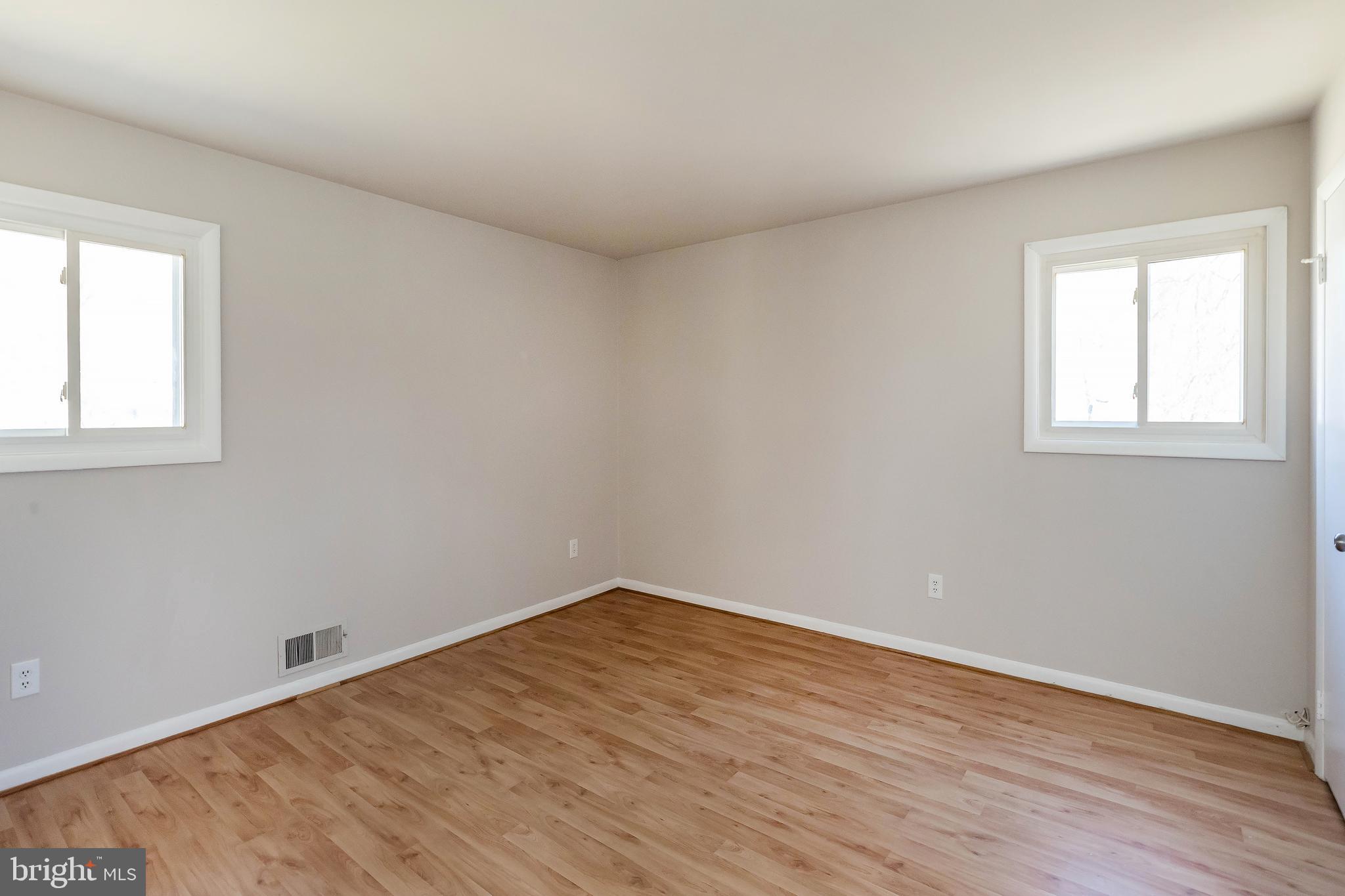 ROCK CREEK MANOR - Residential