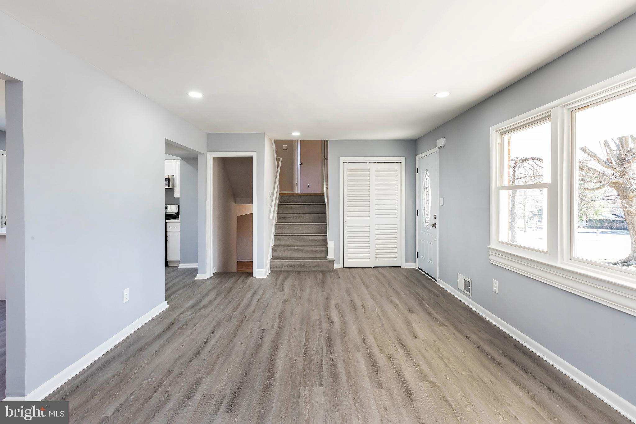 ROCK CREEK MANOR - Residential