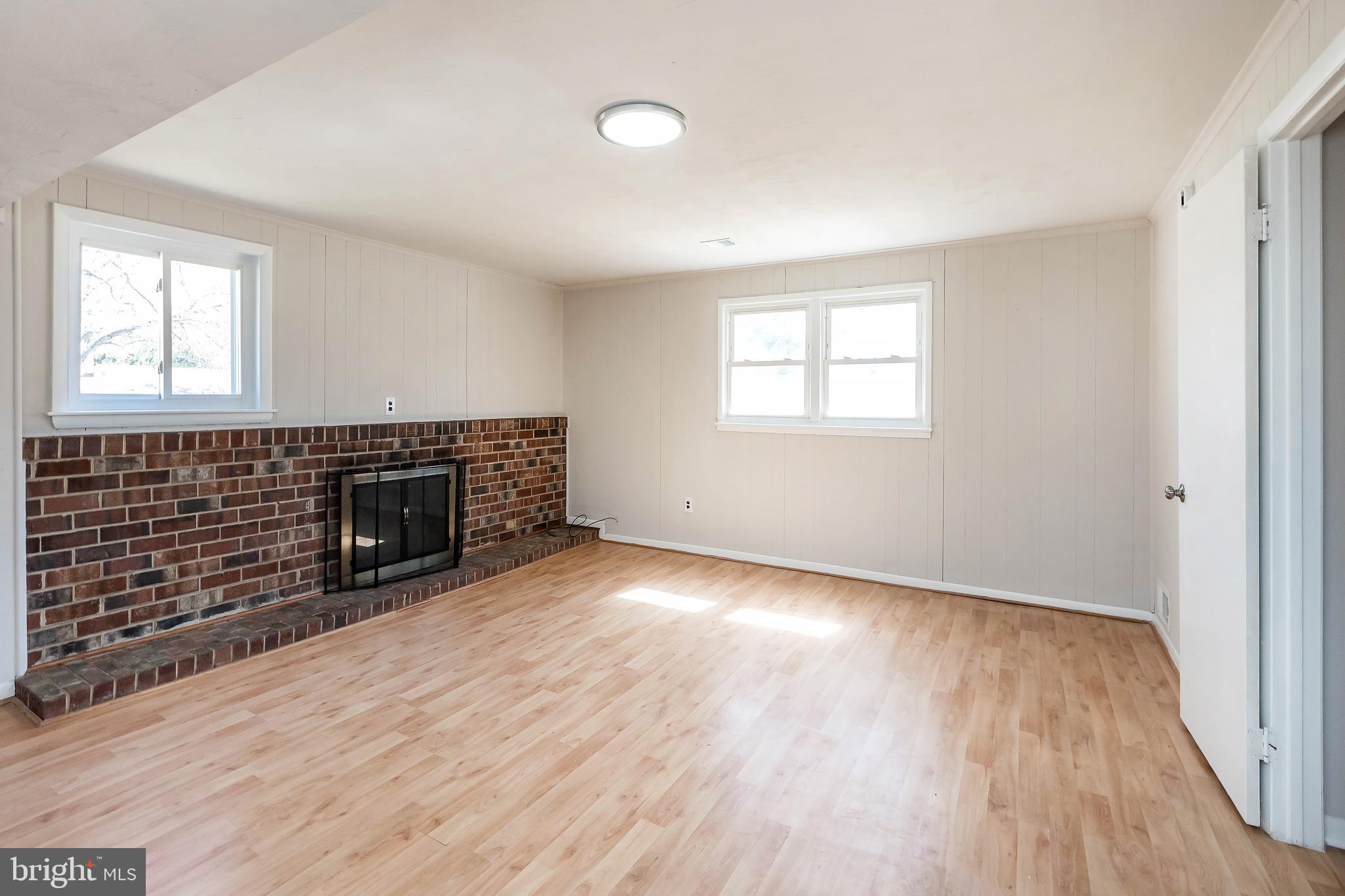 ROCK CREEK MANOR - Residential