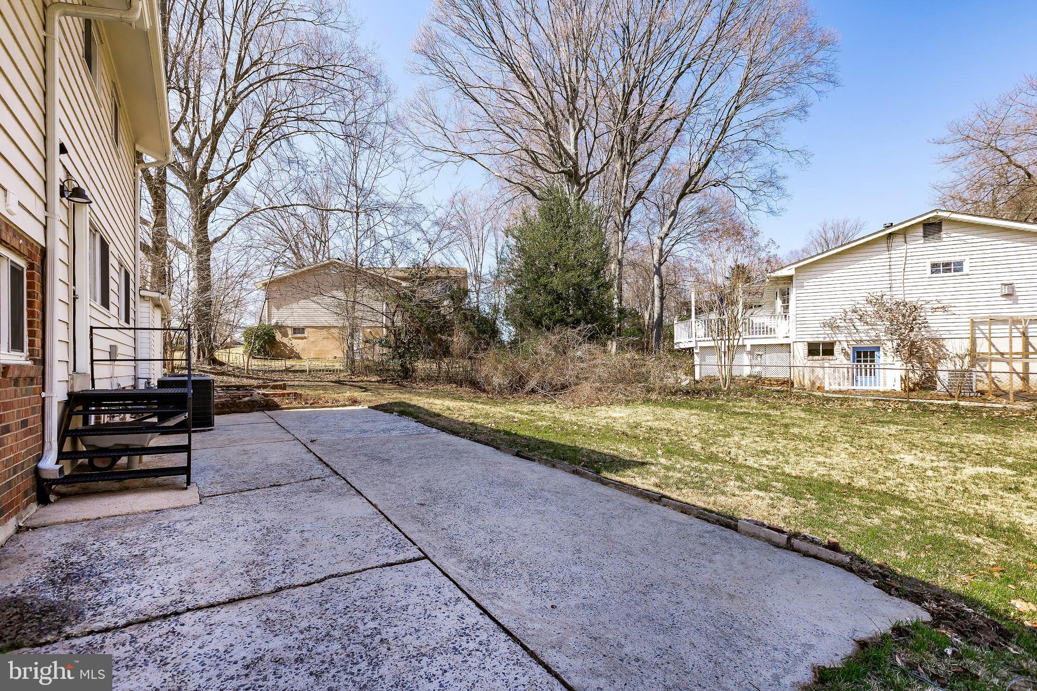 ROCK CREEK MANOR - Residential