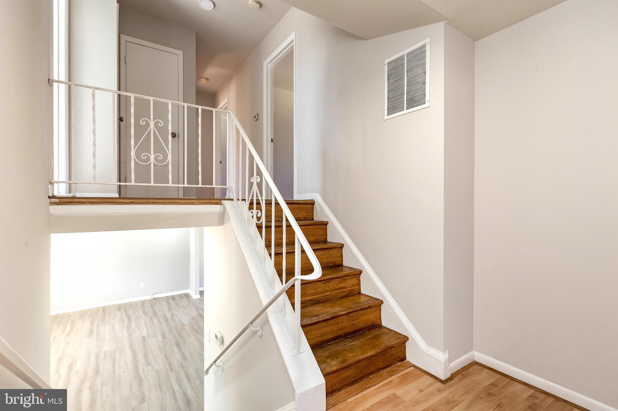 ROCK CREEK MANOR - Residential