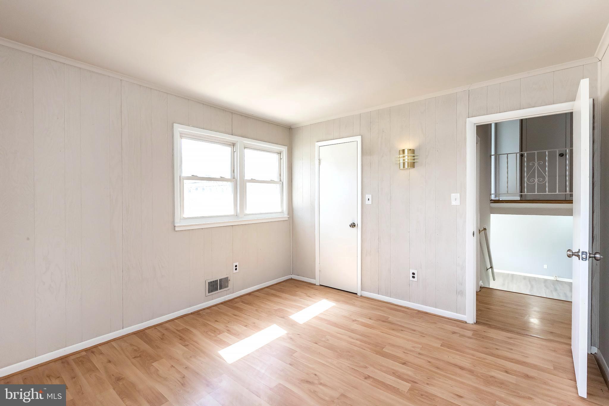 ROCK CREEK MANOR - Residential