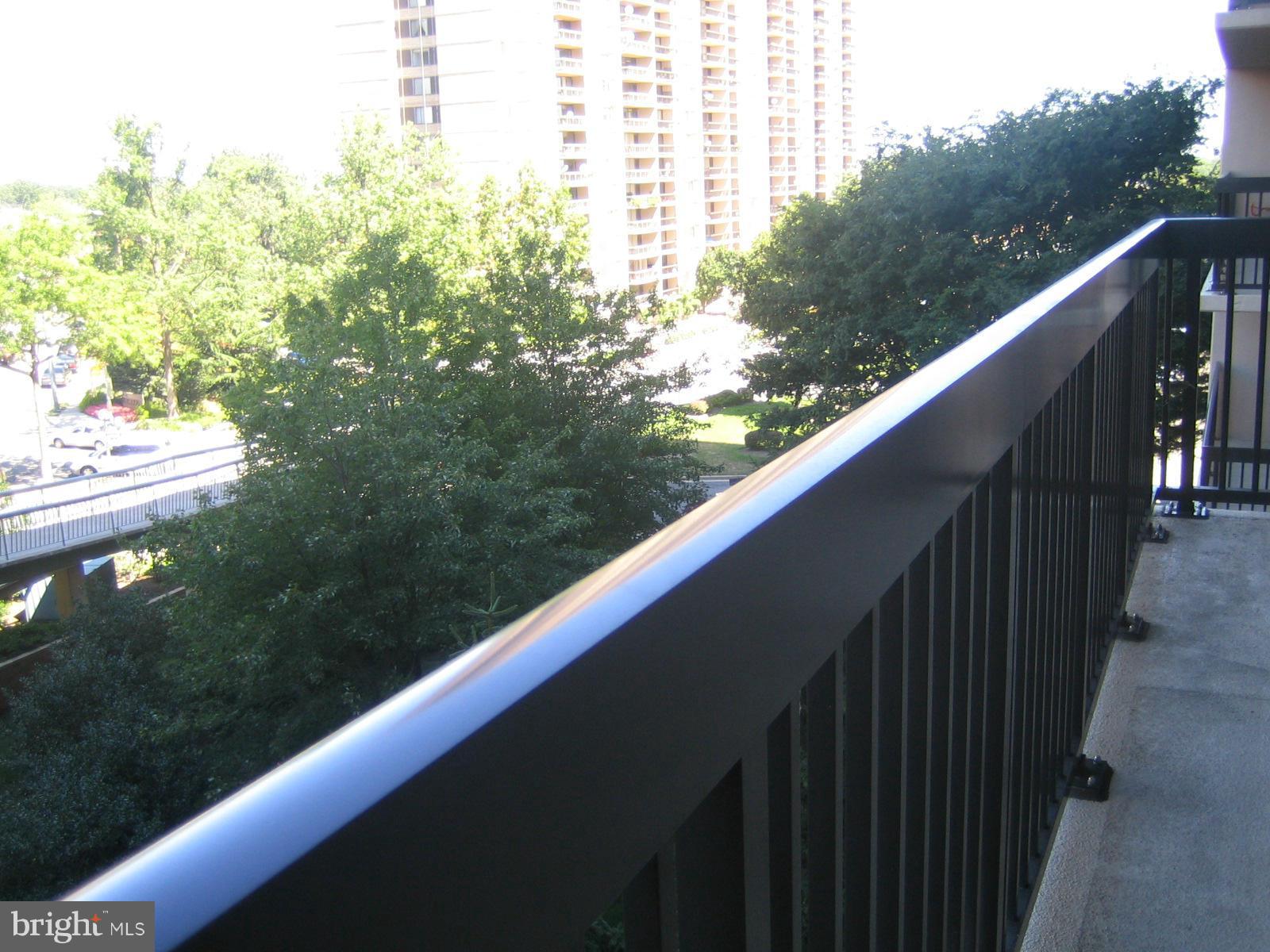 SKYLINE HOUSE - Residential Lease