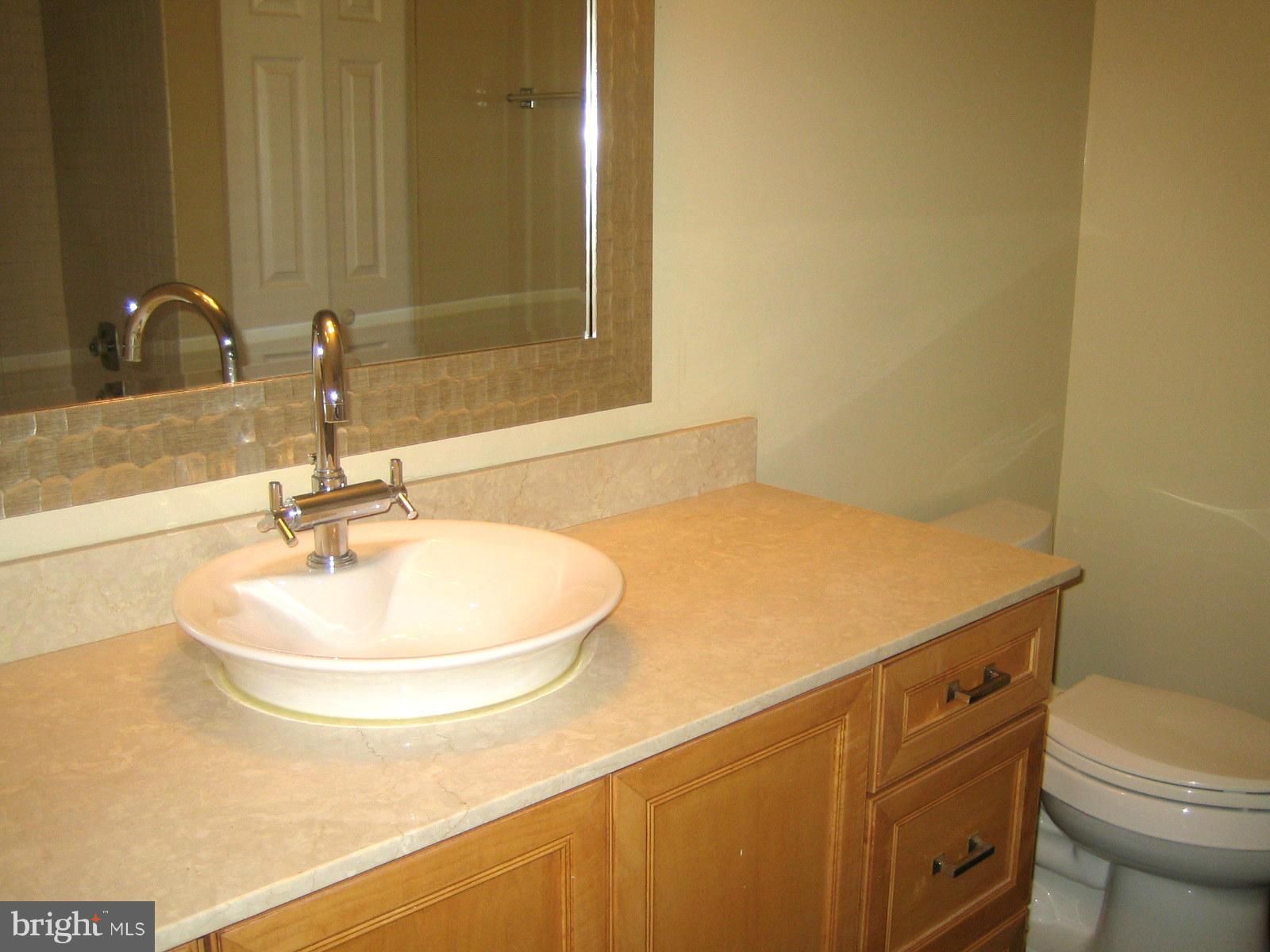 SKYLINE HOUSE - Residential Lease