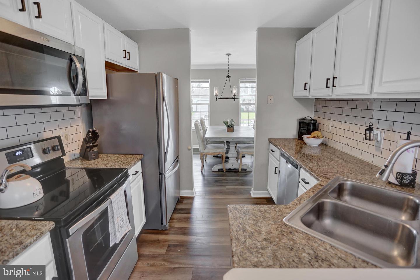 SOUTH MOUNTAIN ESTATES - Residential