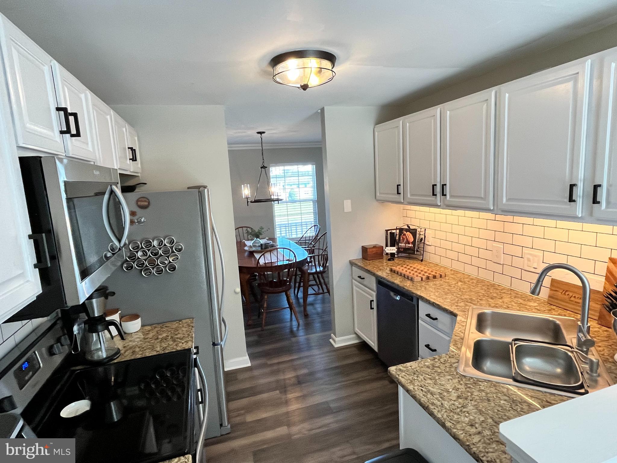 SOUTH MOUNTAIN ESTATES - Residential