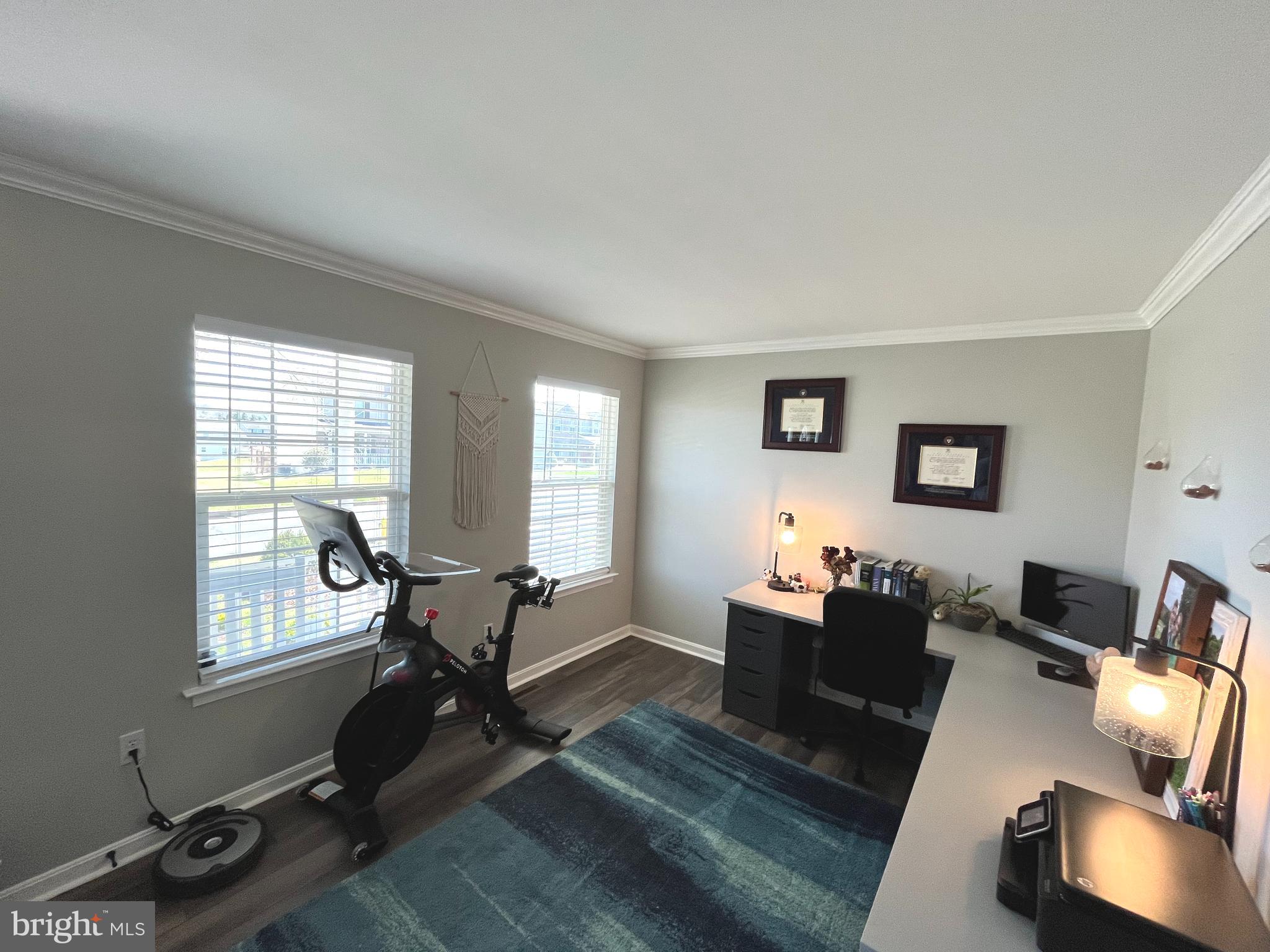 SOUTH MOUNTAIN ESTATES - Residential