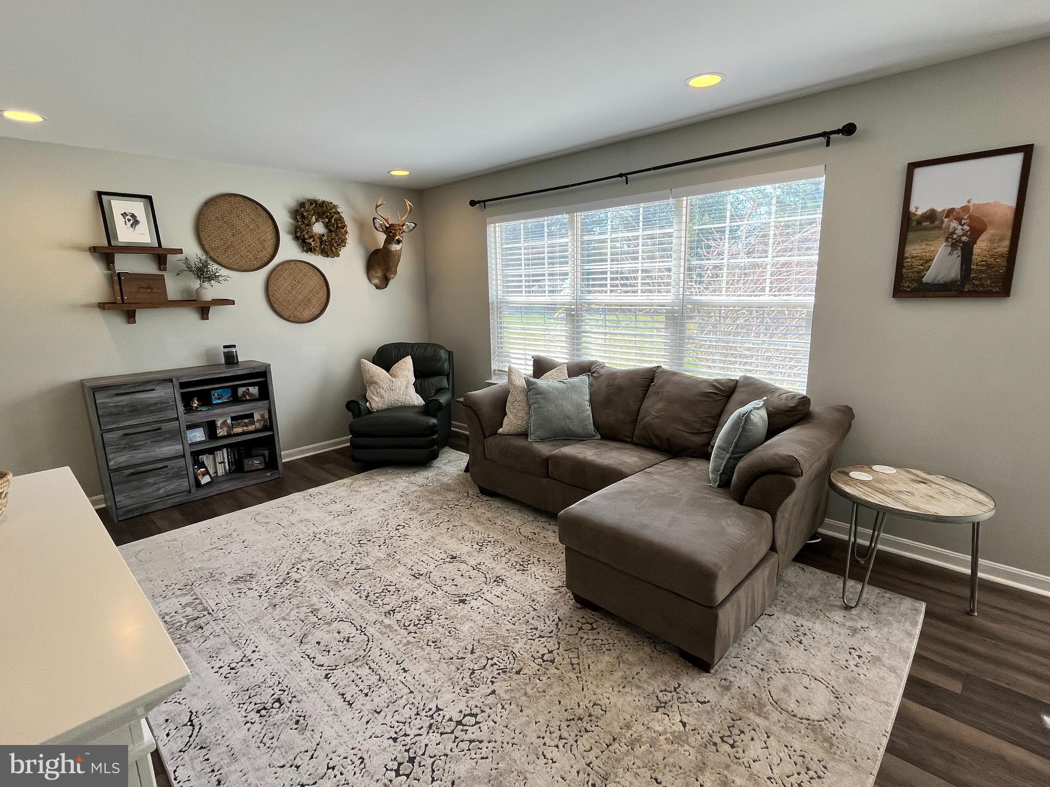 SOUTH MOUNTAIN ESTATES - Residential