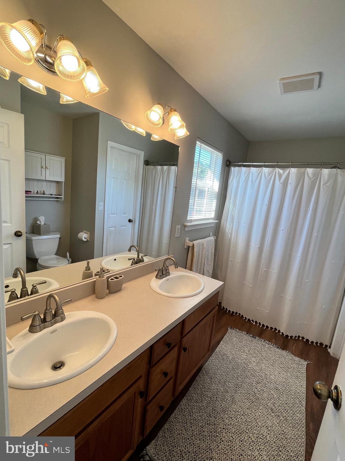 SOUTH MOUNTAIN ESTATES - Residential