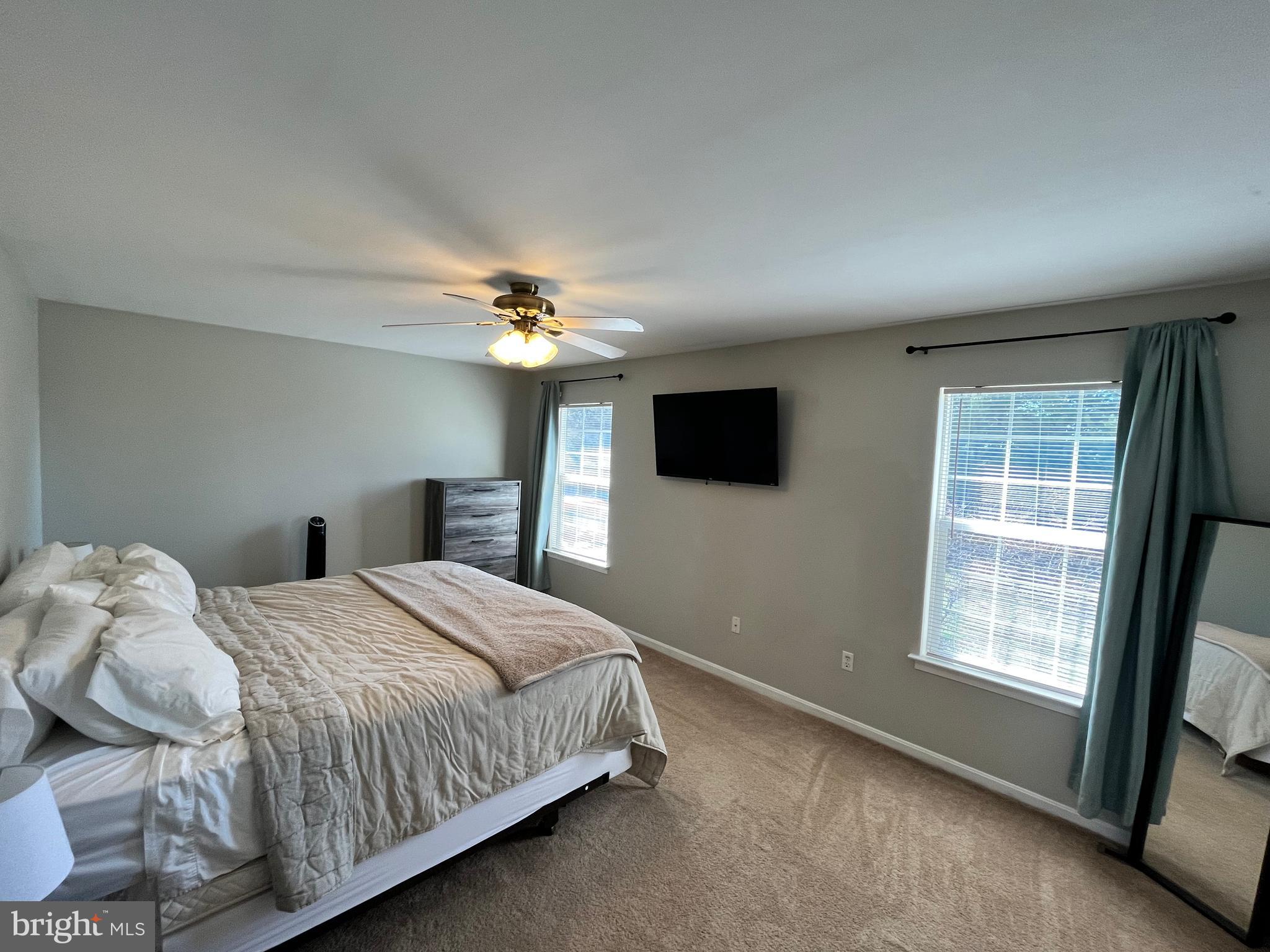 SOUTH MOUNTAIN ESTATES - Residential