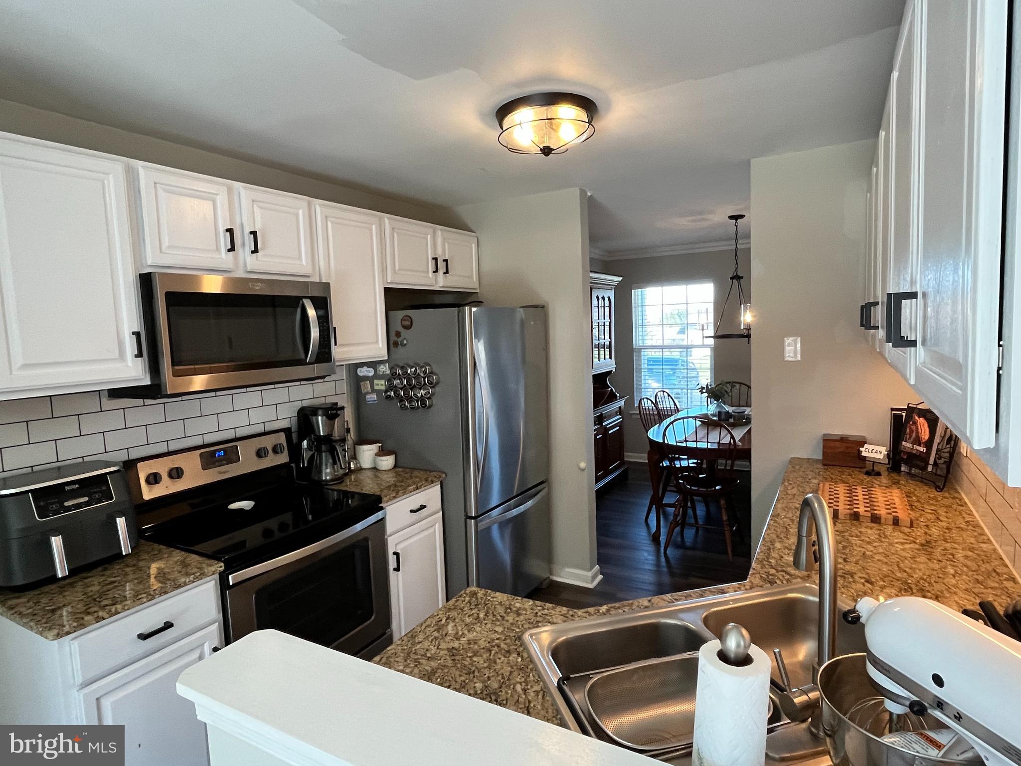 SOUTH MOUNTAIN ESTATES - Residential