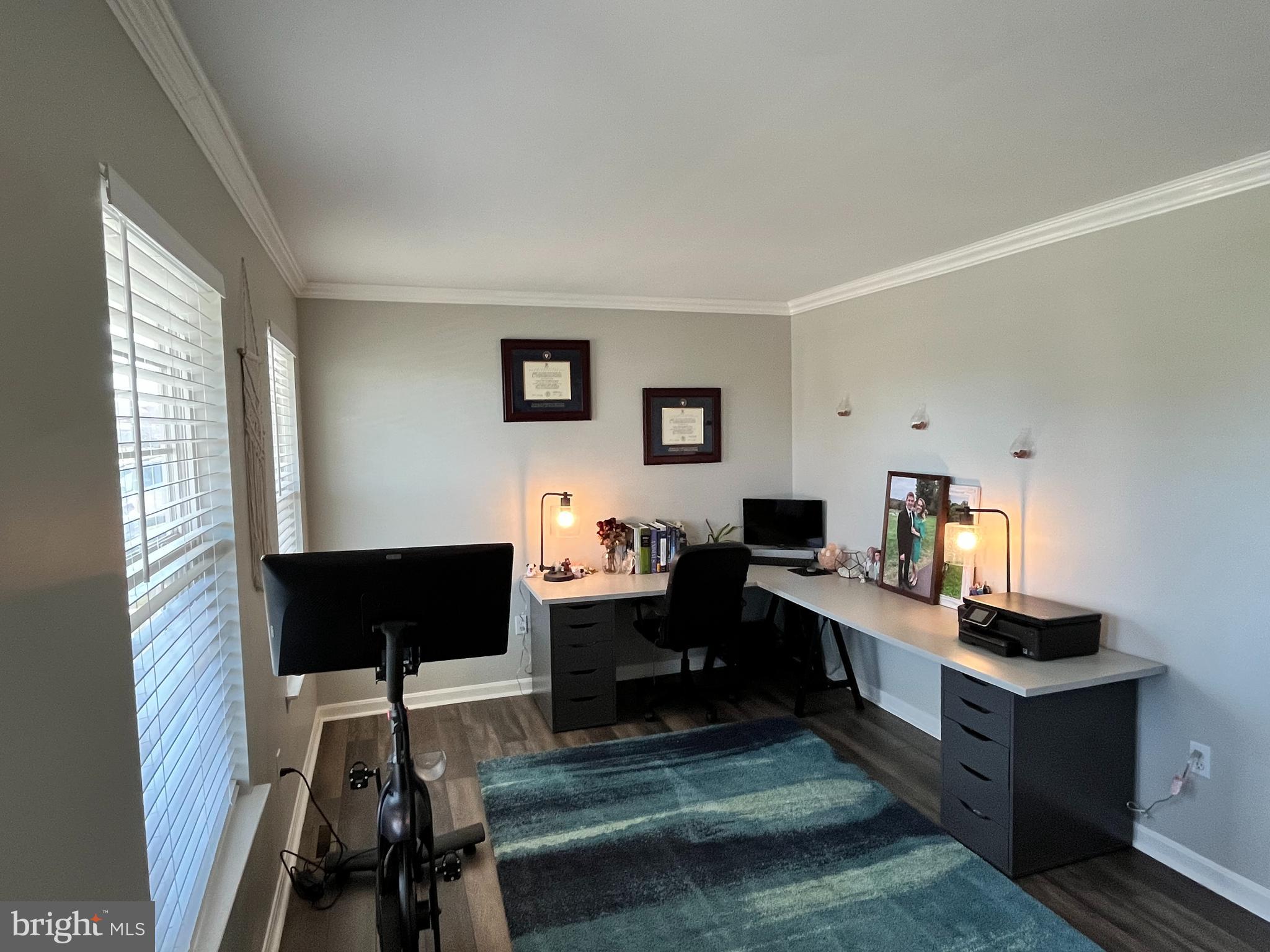 SOUTH MOUNTAIN ESTATES - Residential
