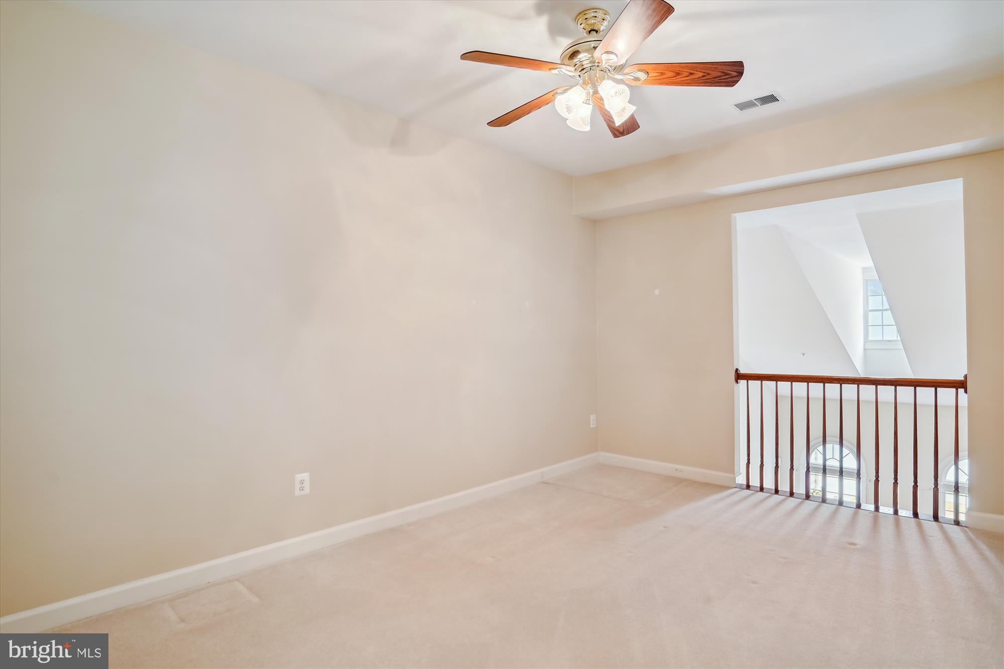 SOUTH RIVER COLONY - Residential