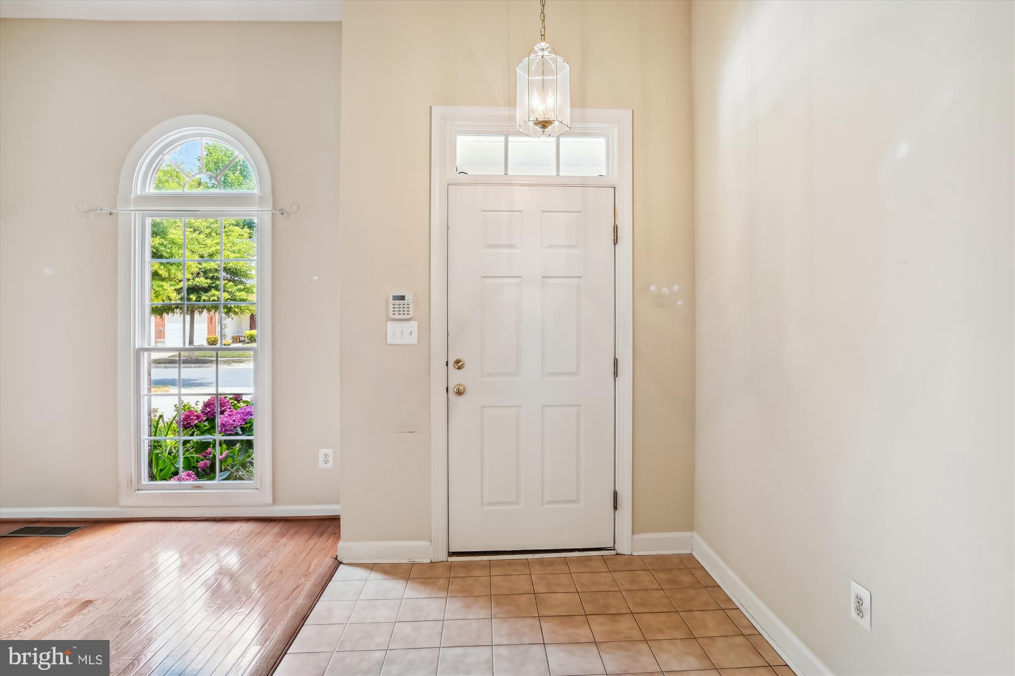 SOUTH RIVER COLONY - Residential