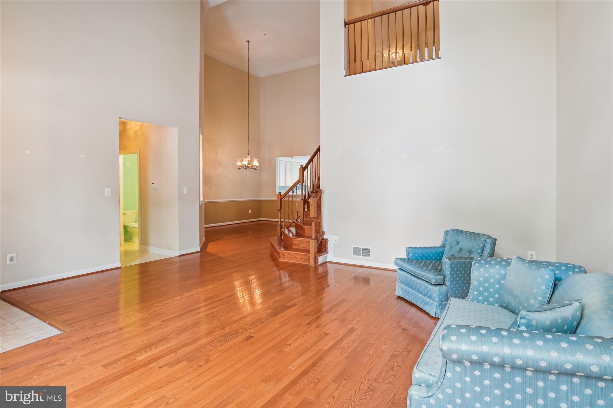 SOUTH RIVER COLONY - Residential