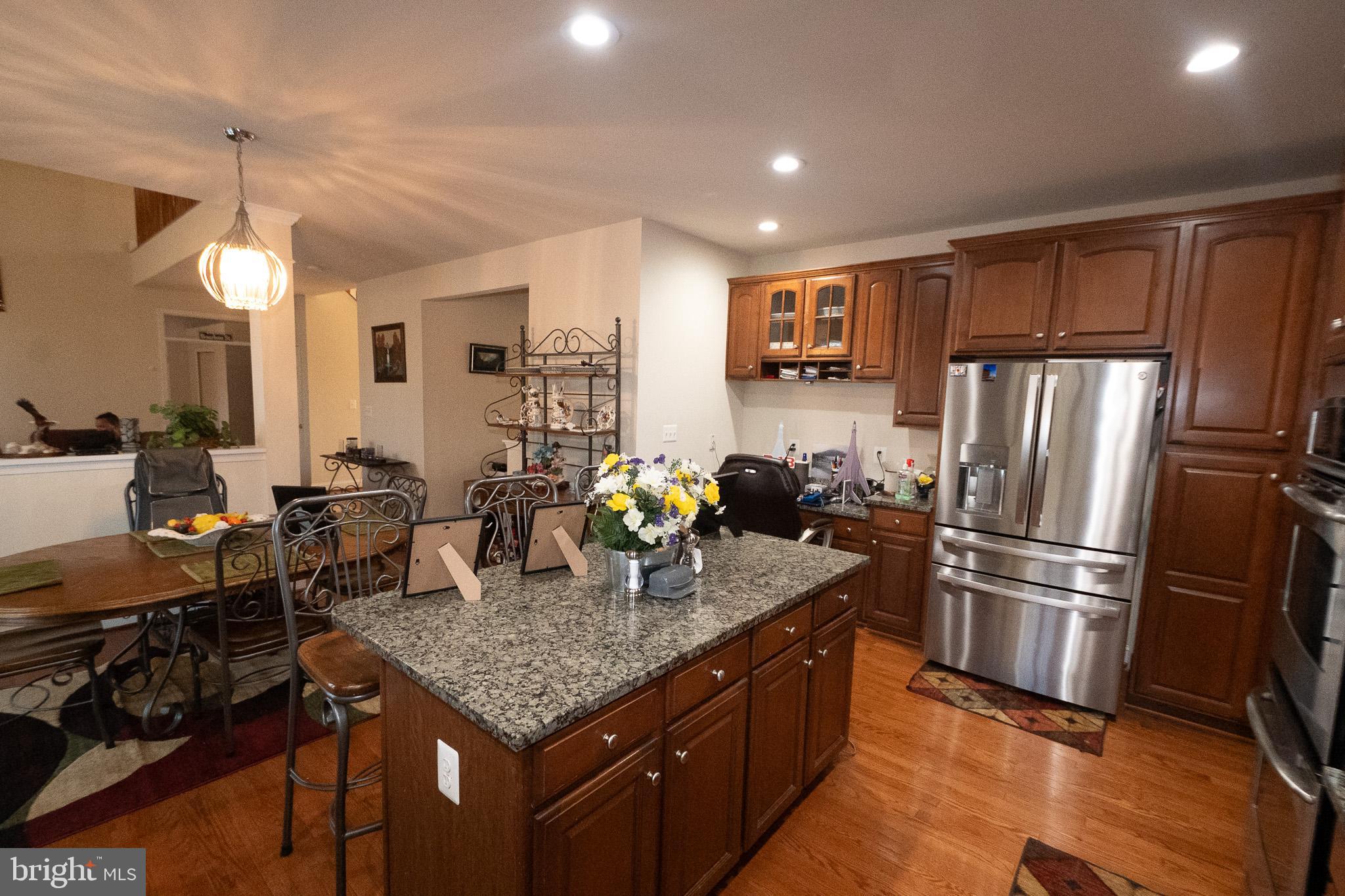 ESTATES AT LEE'S PARKE - Residential