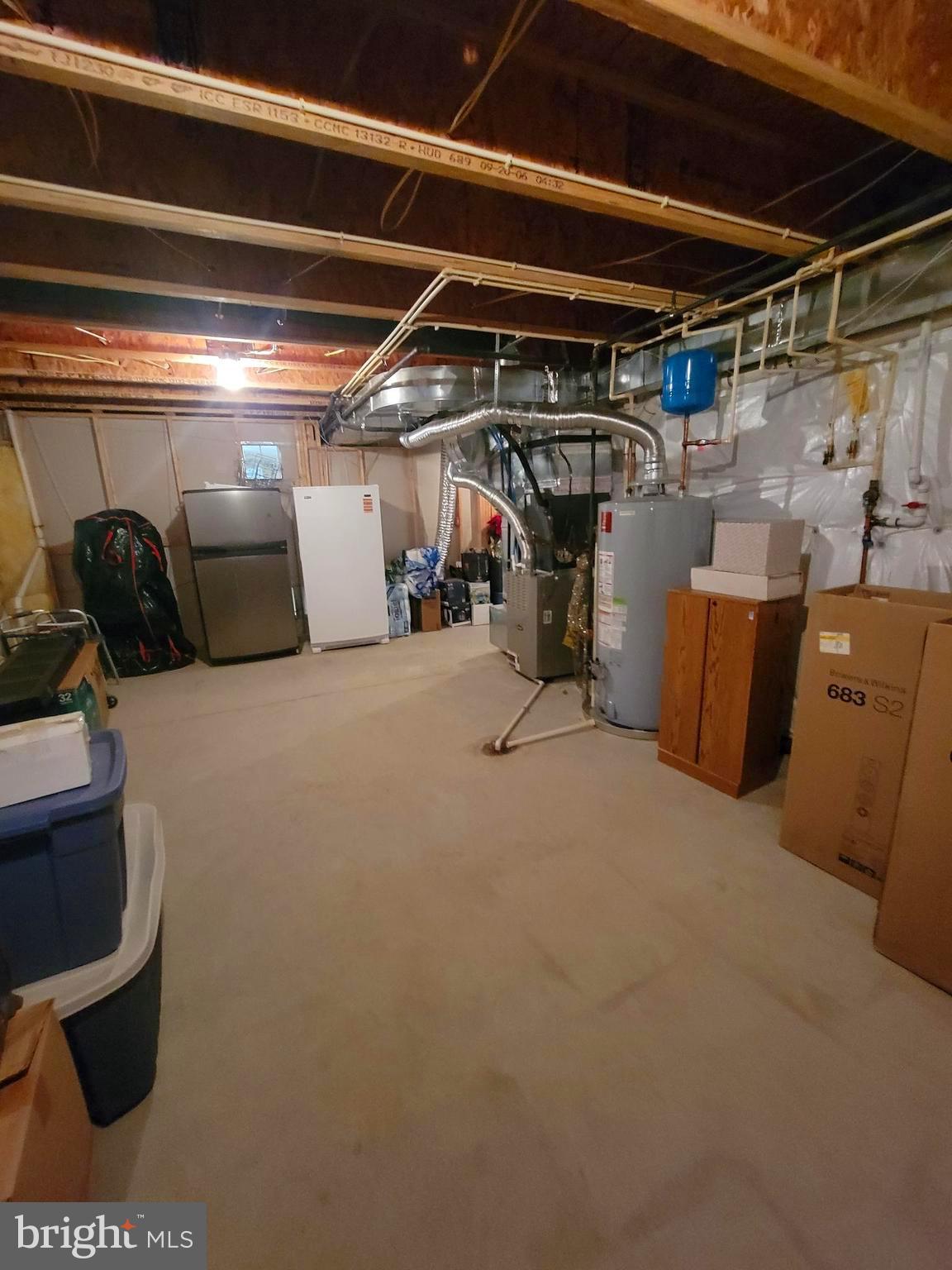 ESTATES AT LEE'S PARKE - Residential