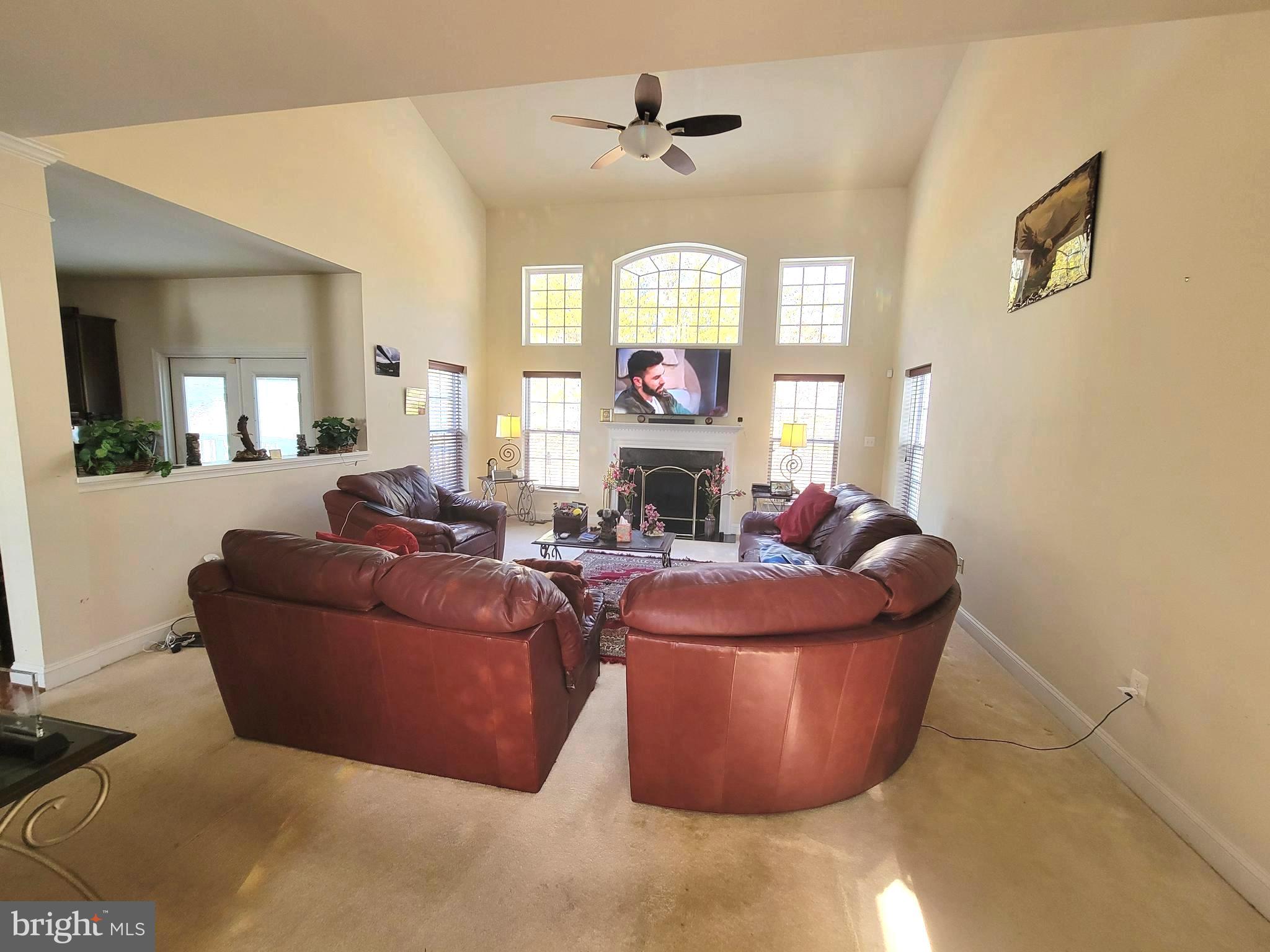 ESTATES AT LEE'S PARKE - Residential