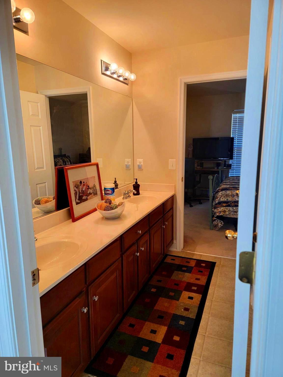 ESTATES AT LEE'S PARKE - Residential