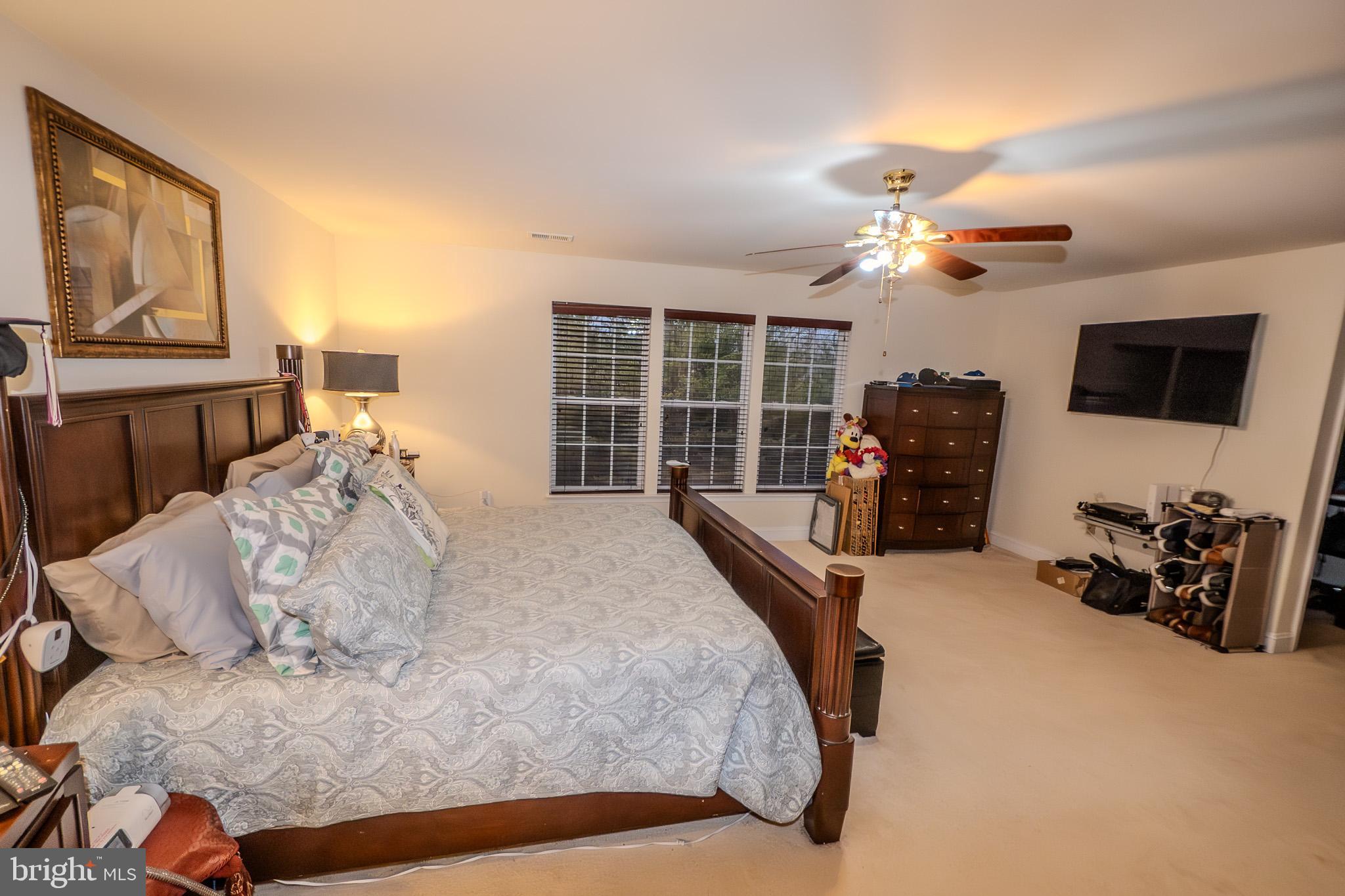 ESTATES AT LEE'S PARKE - Residential