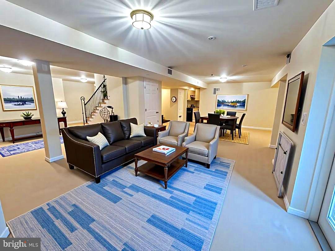 ESTATES AT LEE'S PARKE - Residential