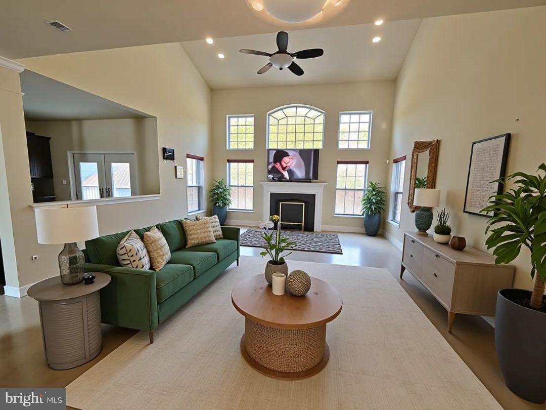 ESTATES AT LEE'S PARKE - Residential