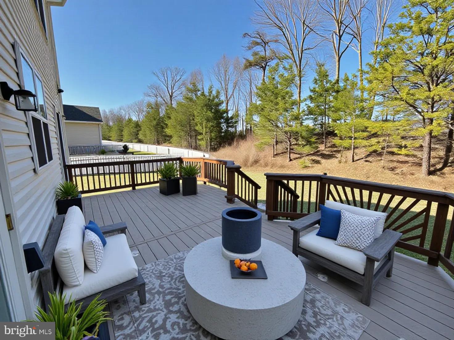 ESTATES AT LEE'S PARKE - Residential