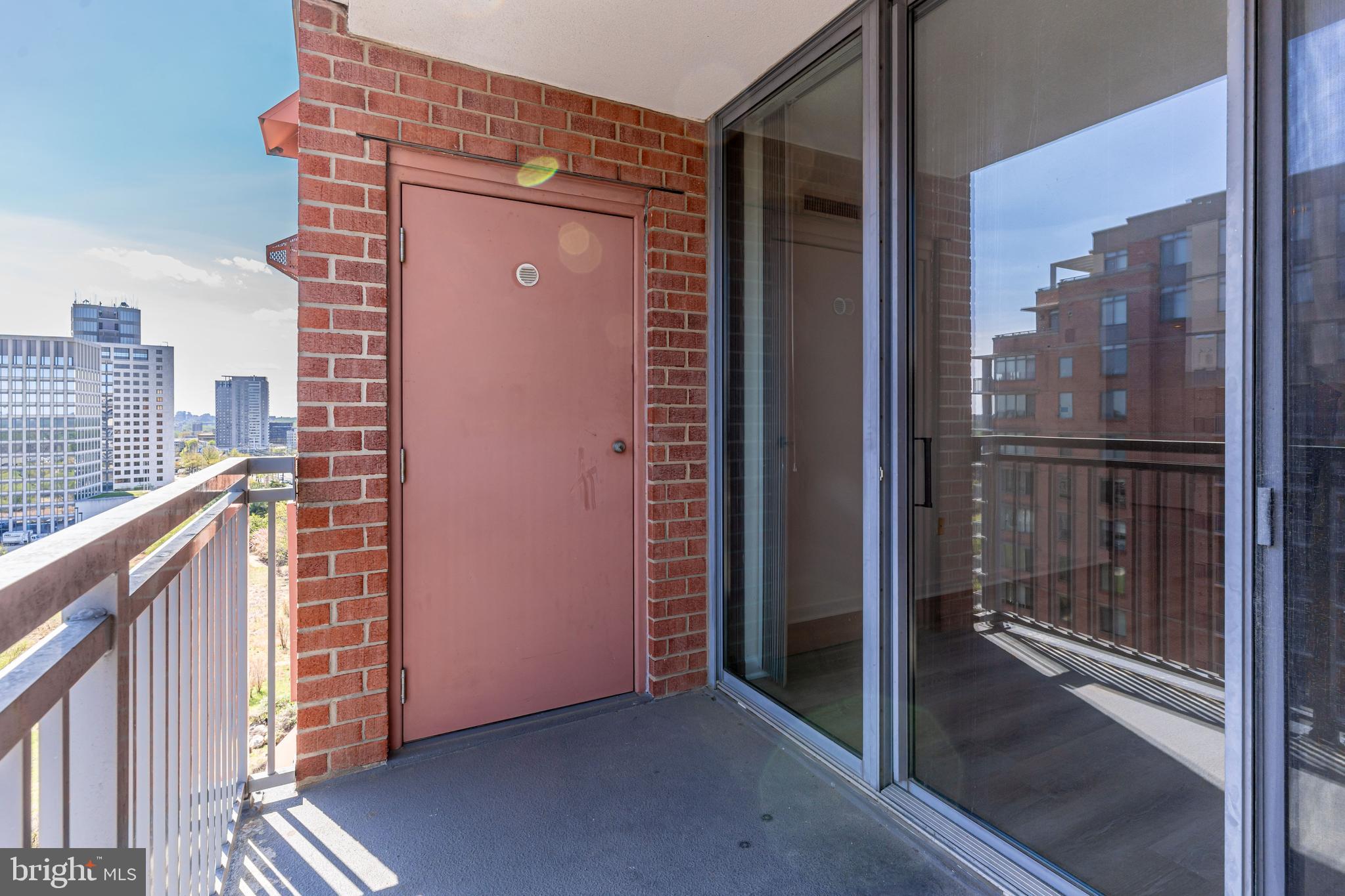 THE GALLERY - Residential