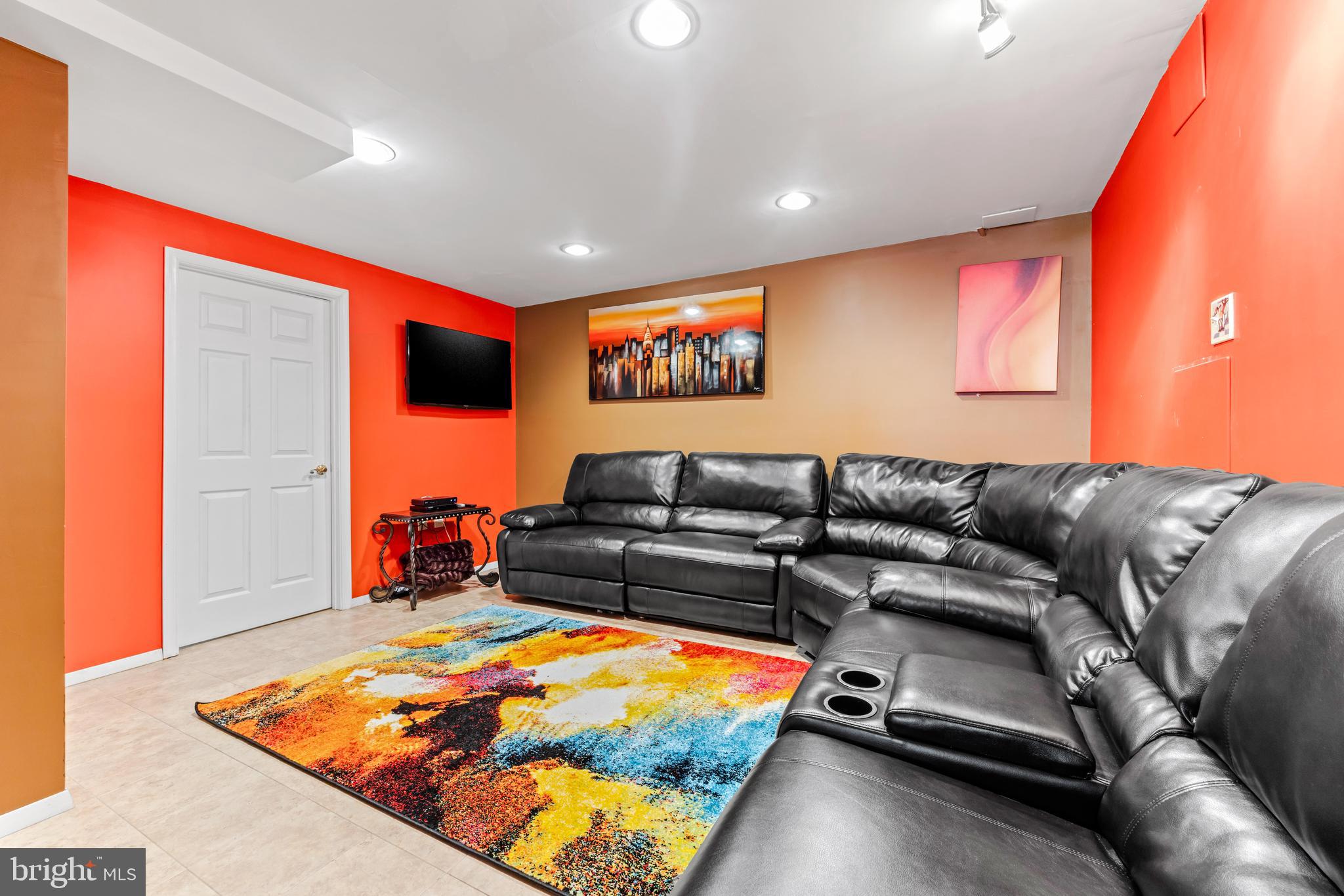 OLDE MILL ESTATES - Residential