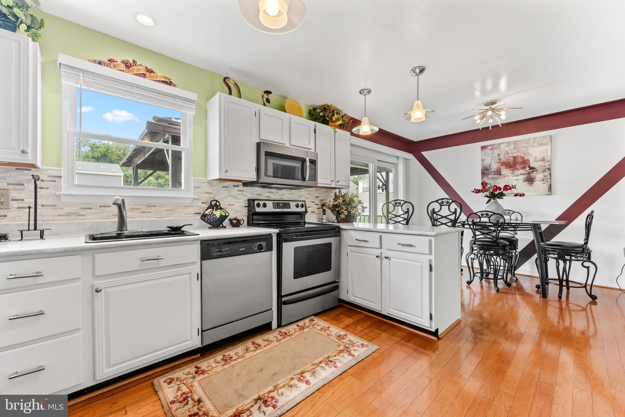 OLDE MILL ESTATES - Residential