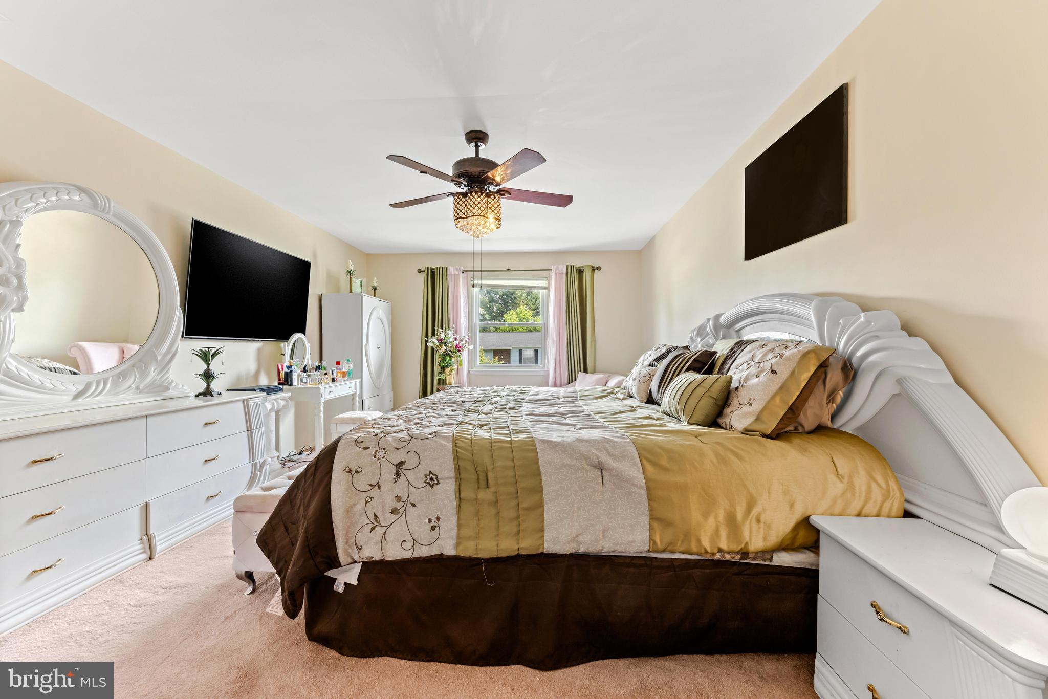 OLDE MILL ESTATES - Residential