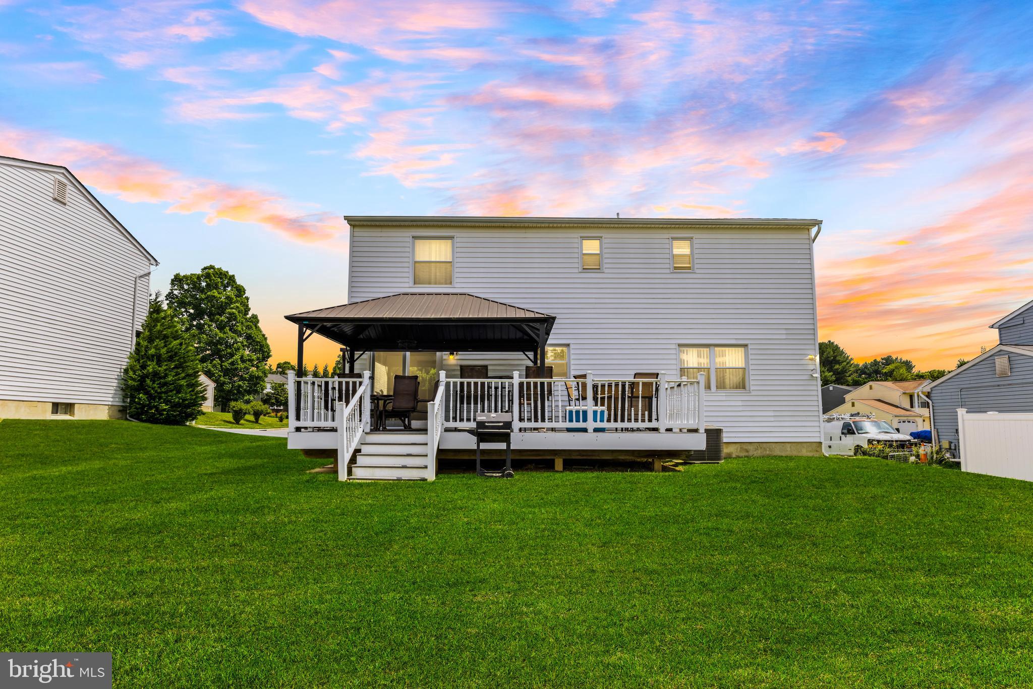 OLDE MILL ESTATES - Residential