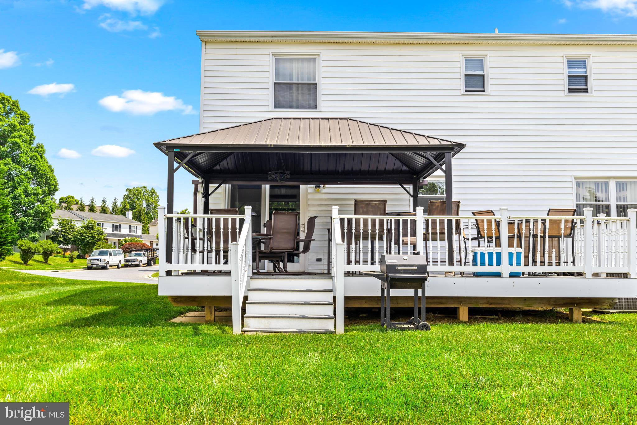 OLDE MILL ESTATES - Residential