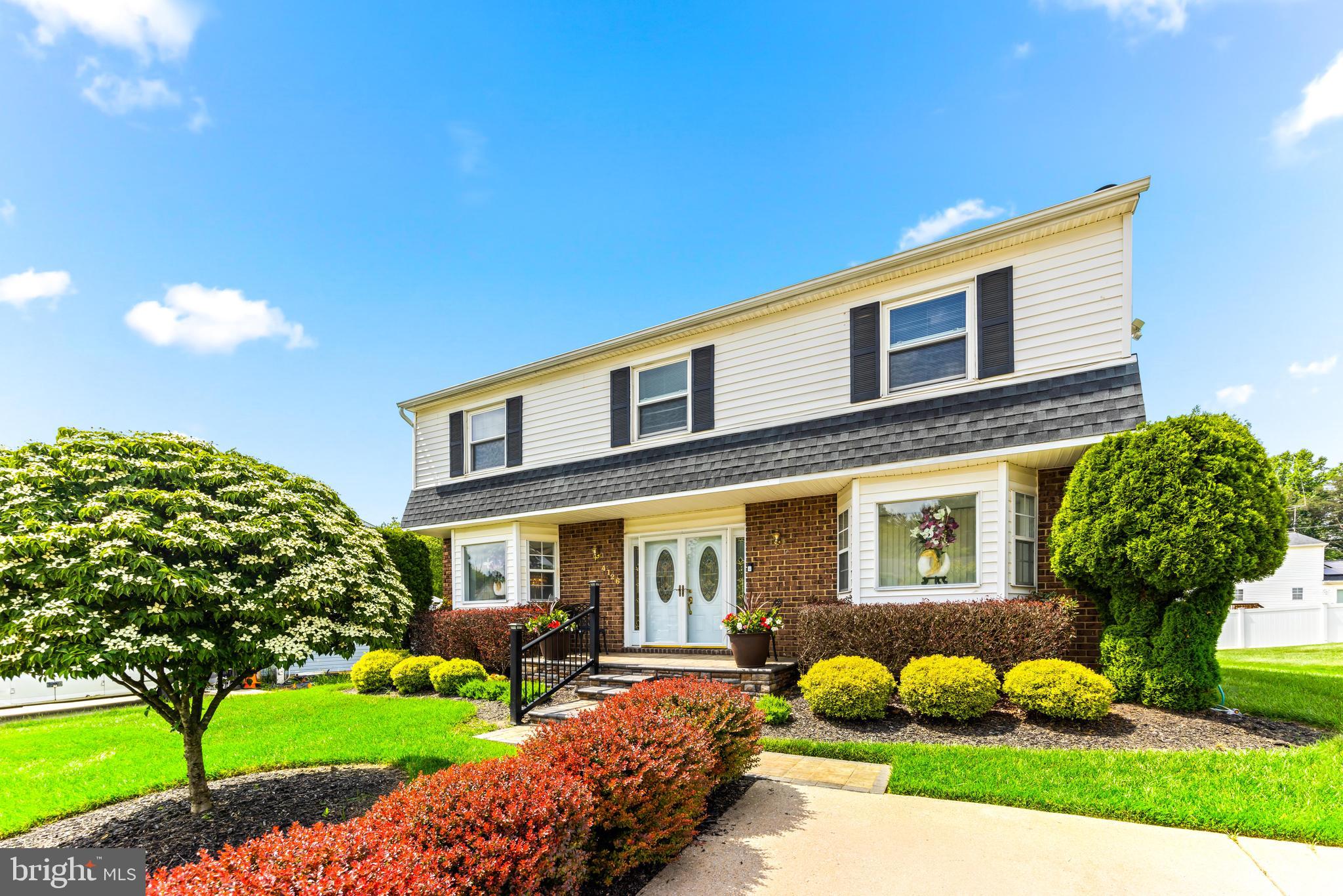 OLDE MILL ESTATES - Residential