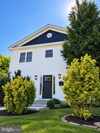 157 MANASSAS DRIVE MANASSAS PARK VA 20111