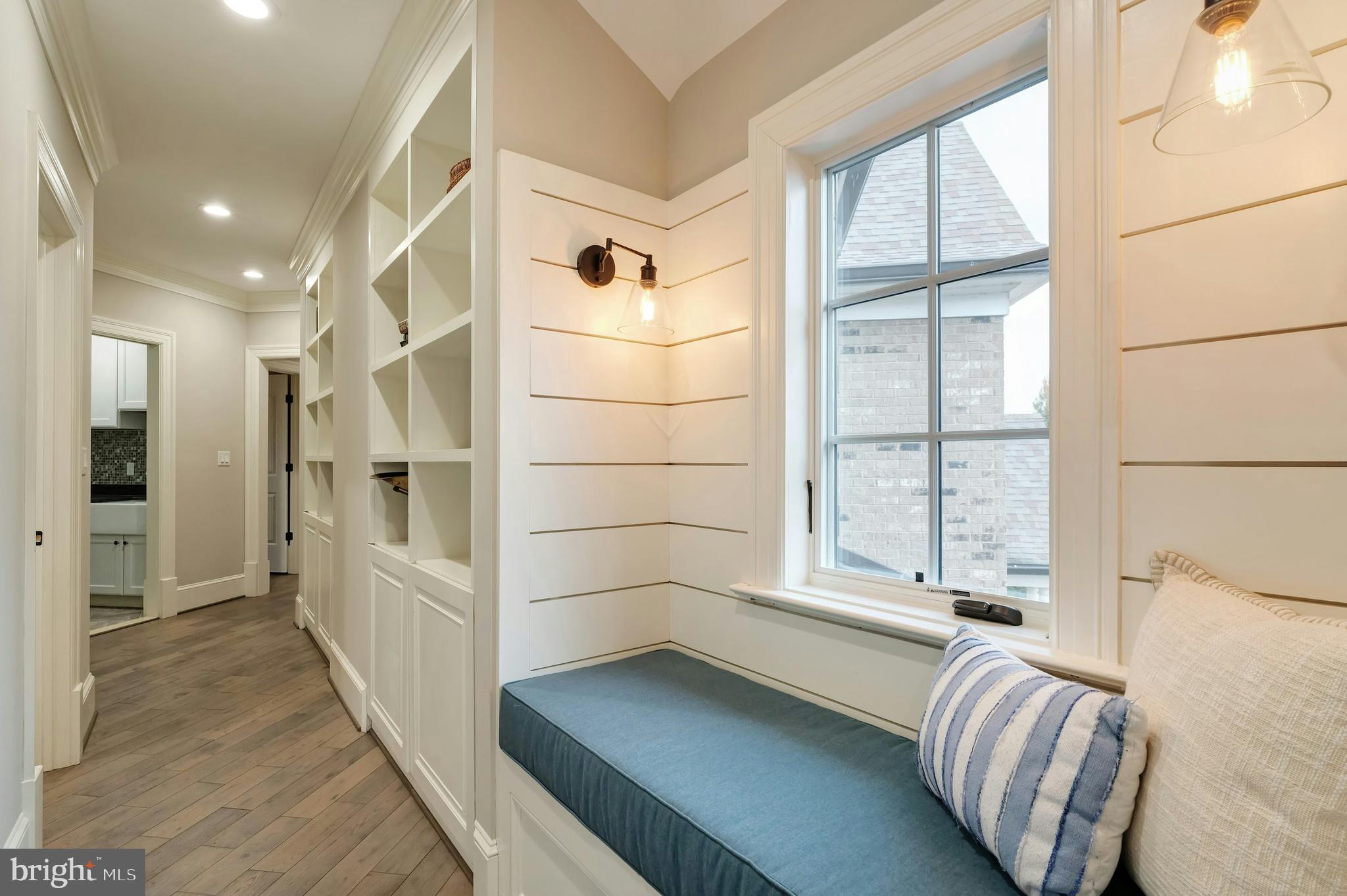 LEE'S CROSSING - Residential