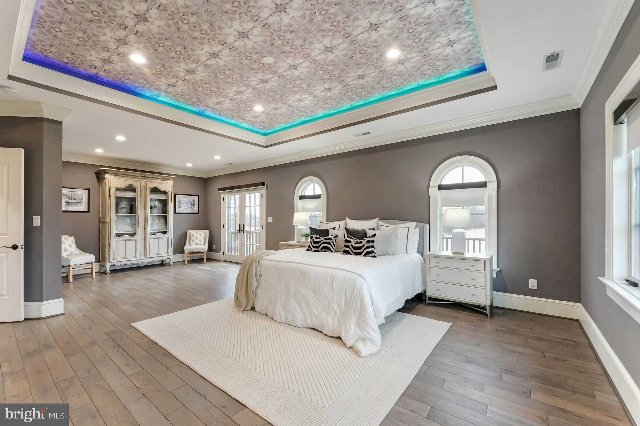 LEE'S CROSSING - Residential