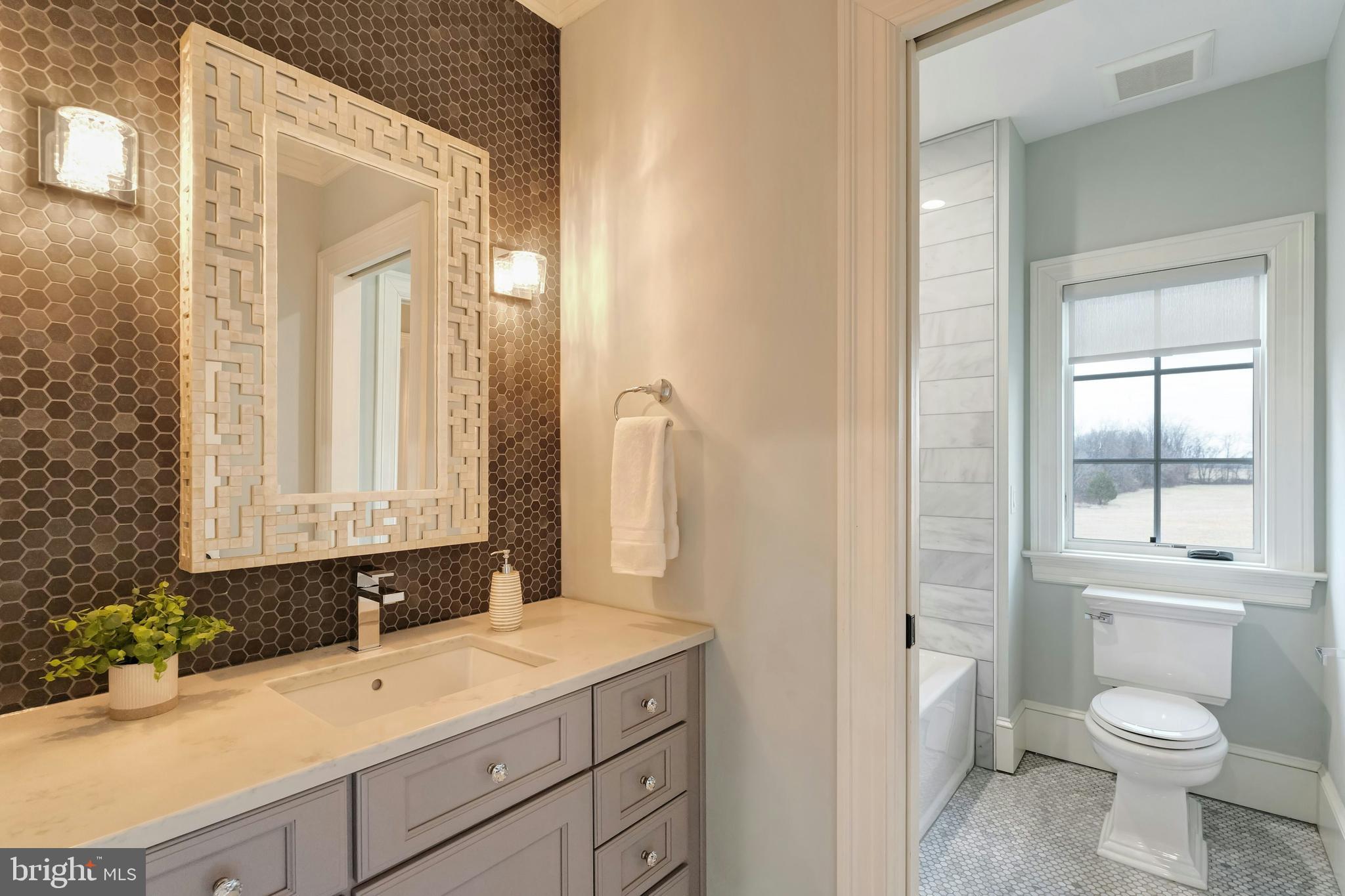 LEE'S CROSSING - Residential