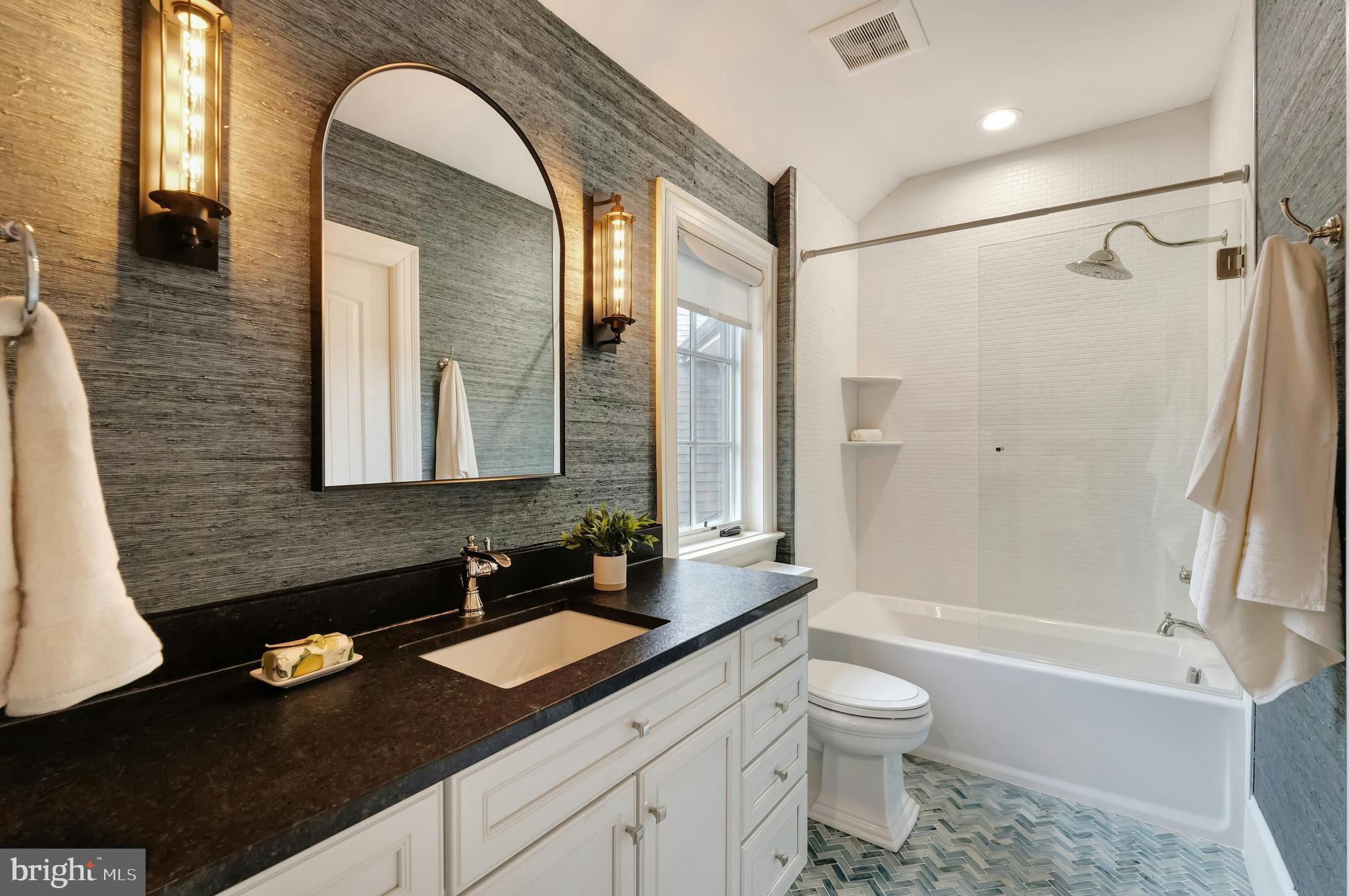 LEE'S CROSSING - Residential