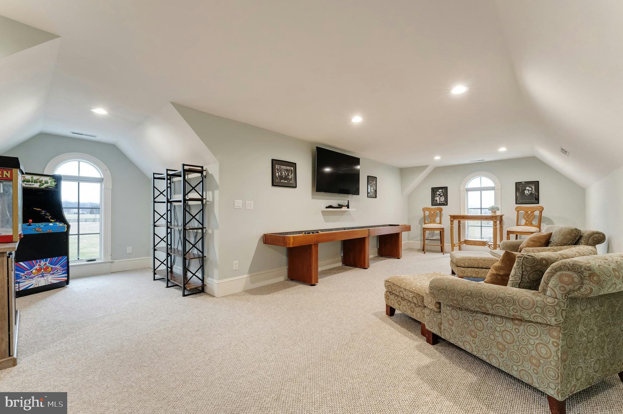 LEE'S CROSSING - Residential