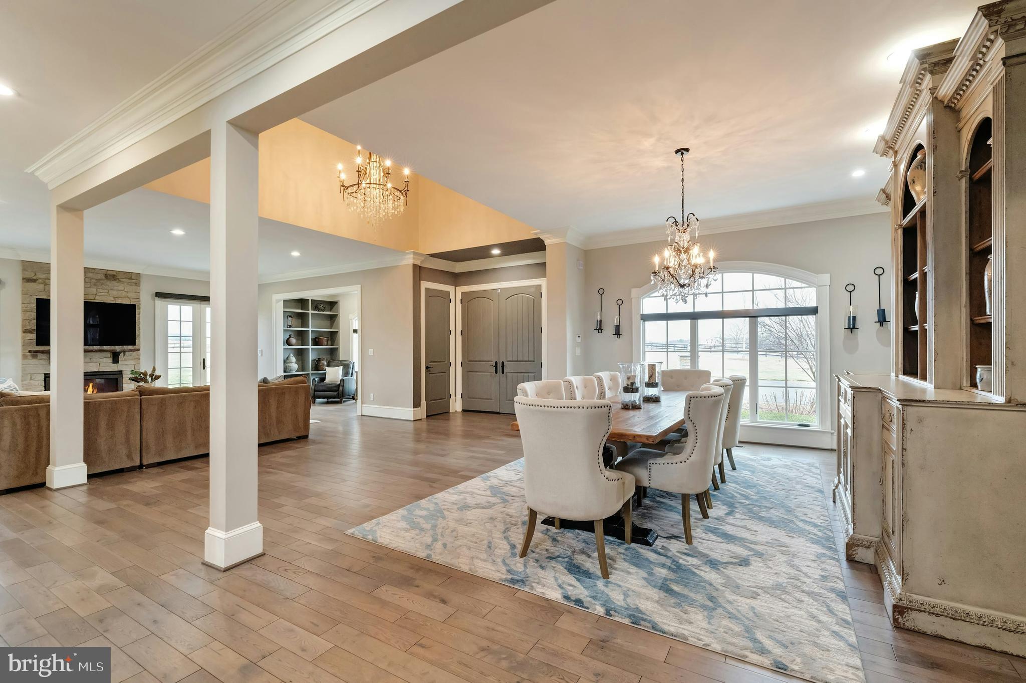 LEE'S CROSSING - Residential