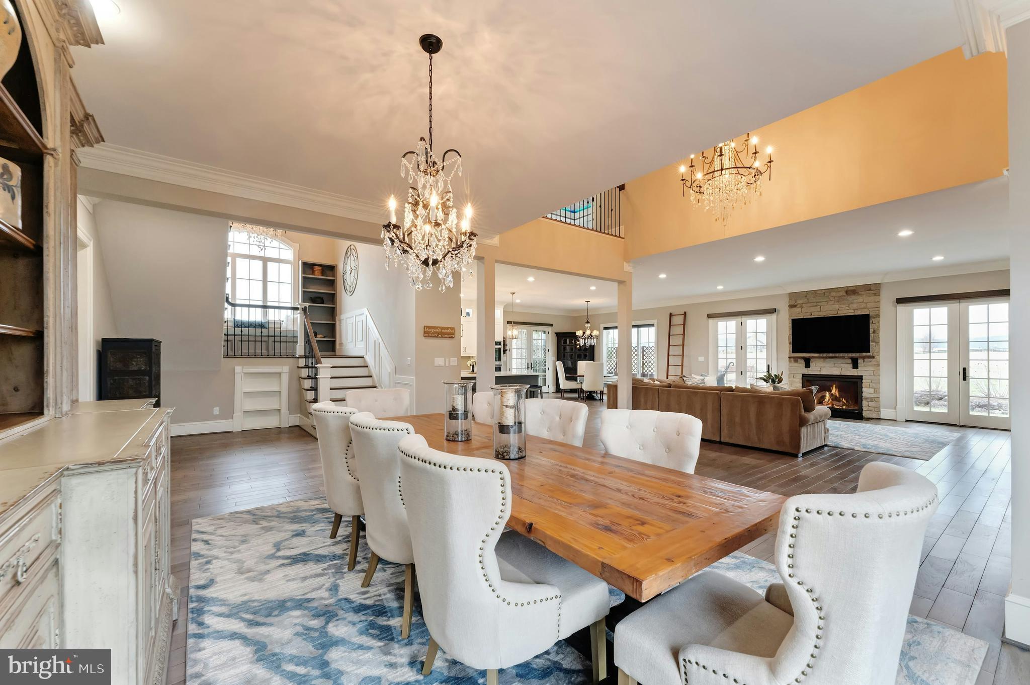 LEE'S CROSSING - Residential