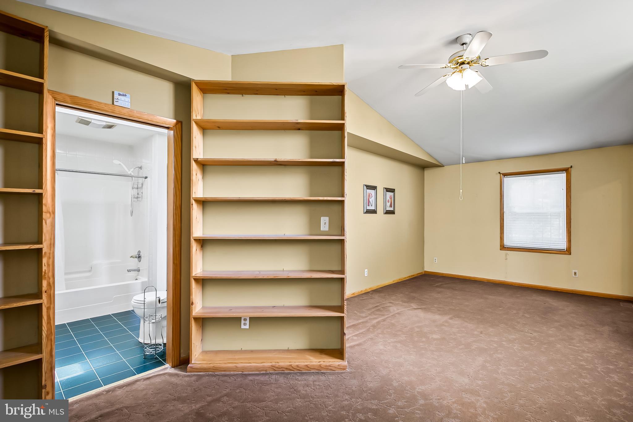 LAURAVILLE HISTORIC DISTRICT - Residential