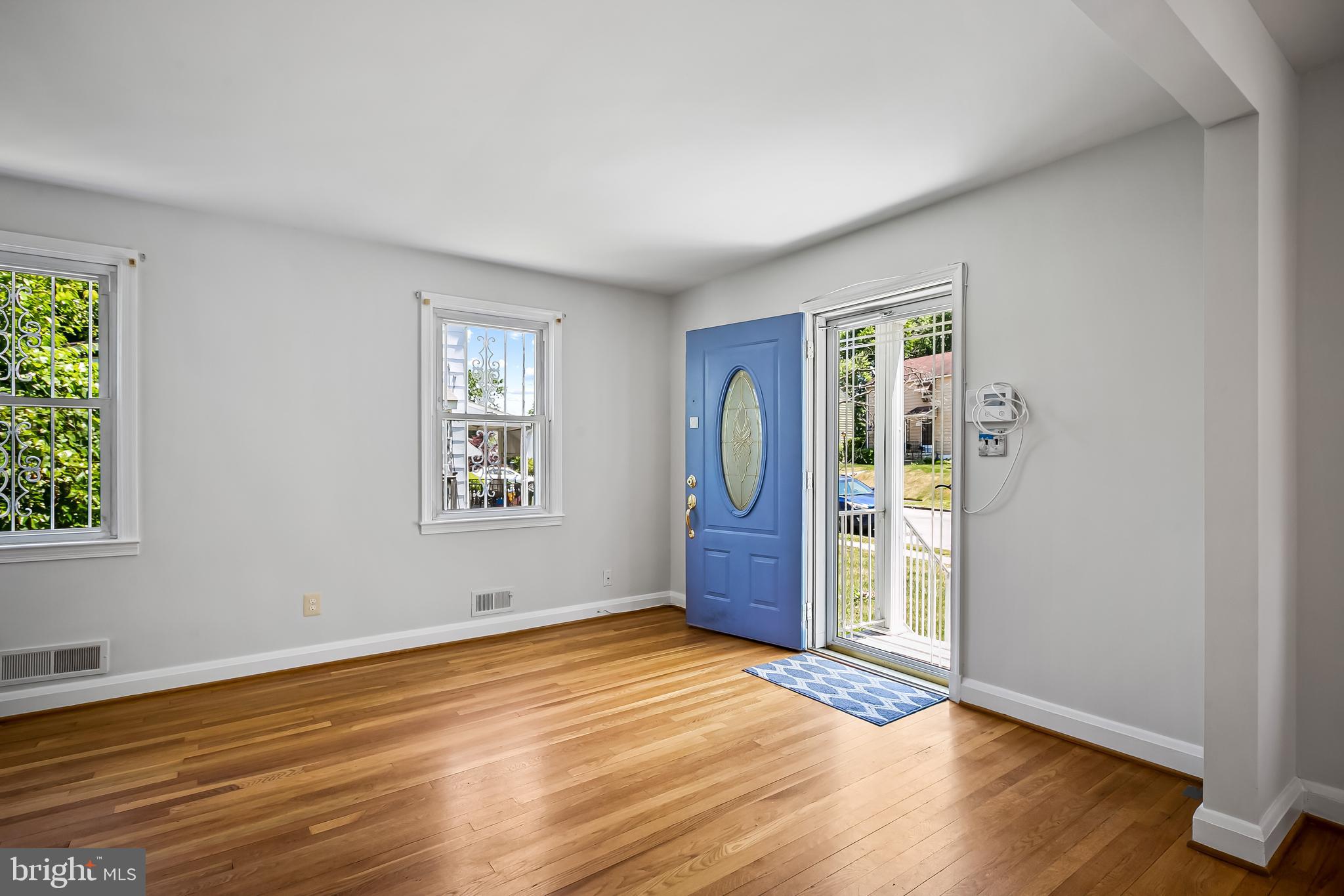 LAURAVILLE HISTORIC DISTRICT - Residential