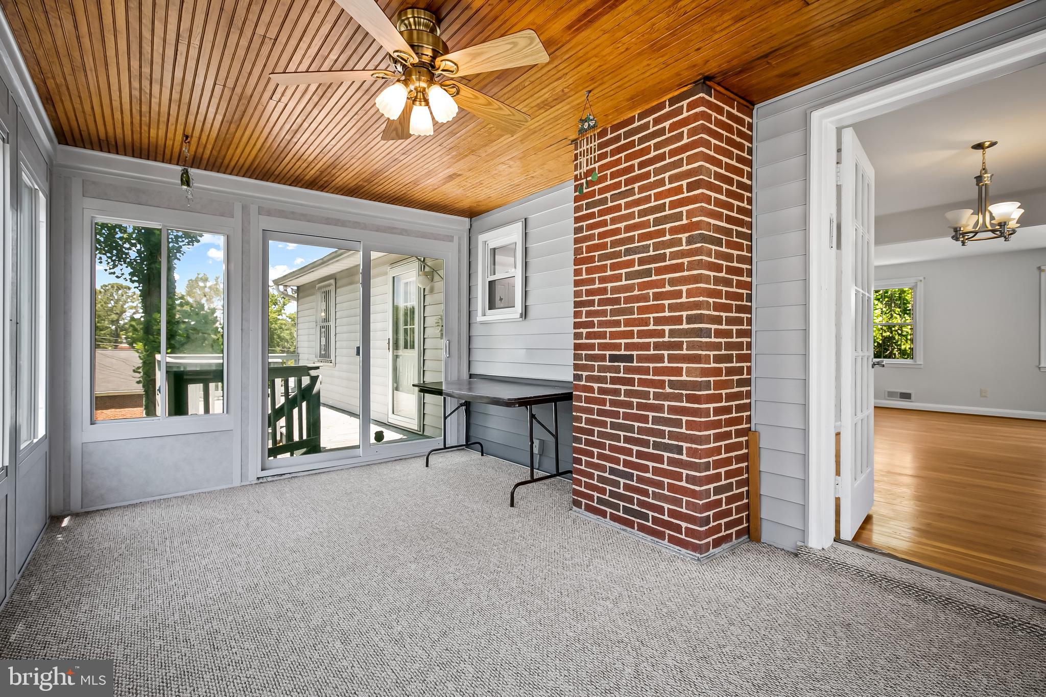 LAURAVILLE HISTORIC DISTRICT - Residential